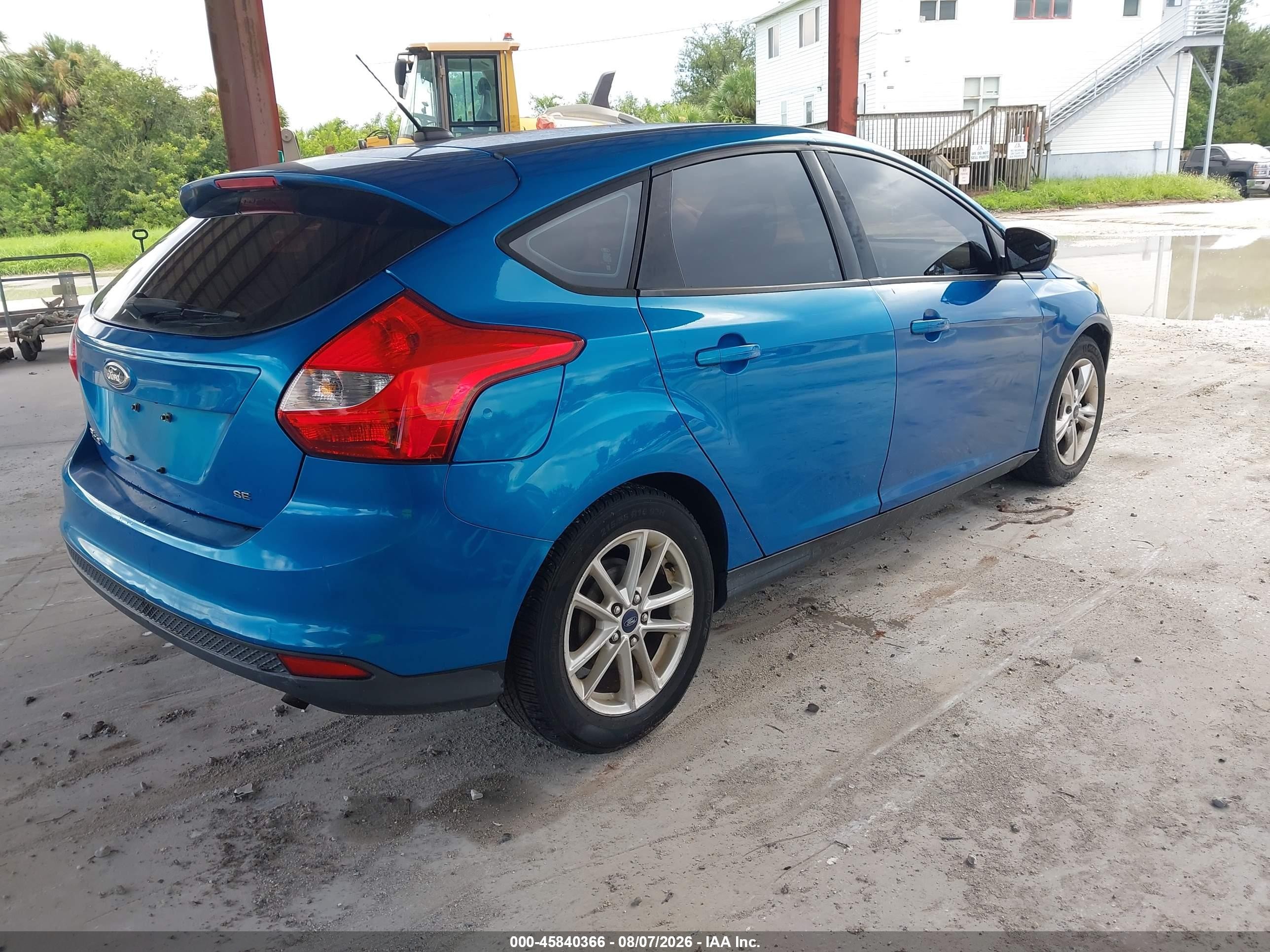 2014 Ford Focus Se Blue vin: 1FADP3K29EL181687