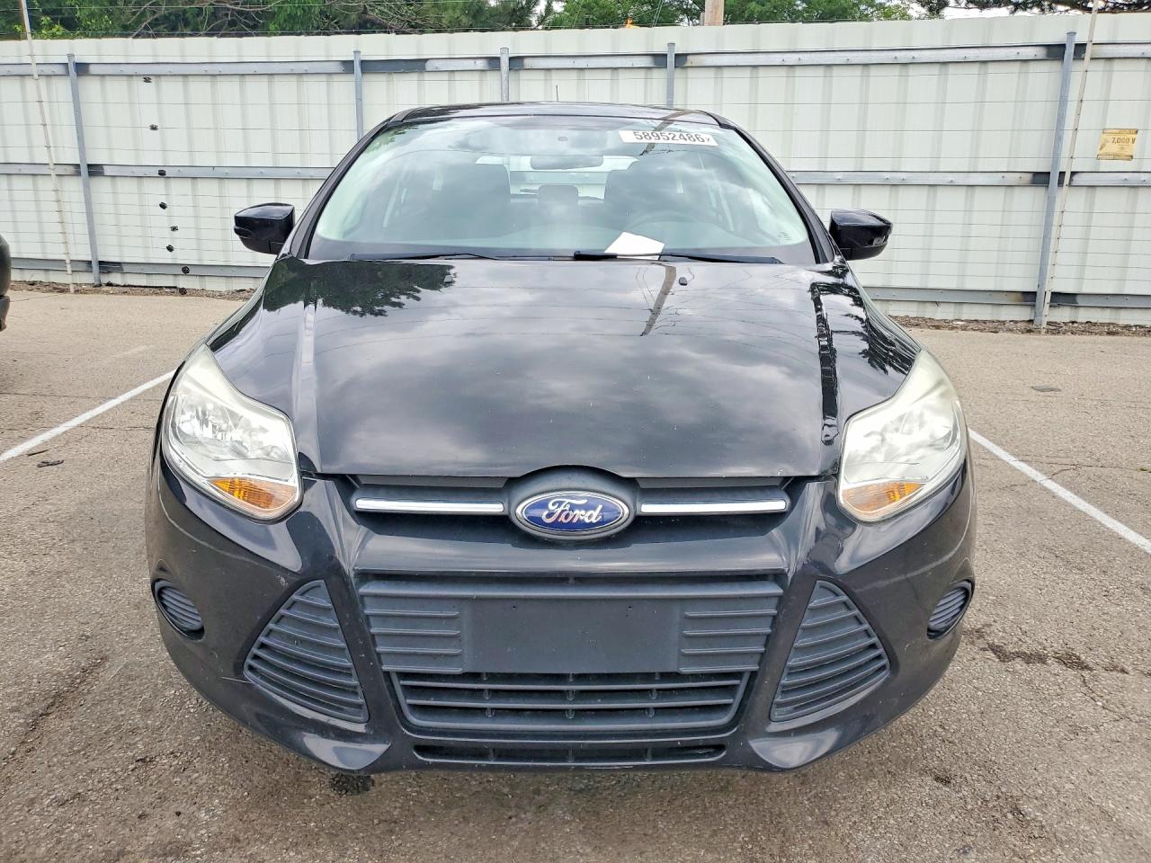 2014 Ford Focus Se Черный vin: 1FADP3K29EL182323