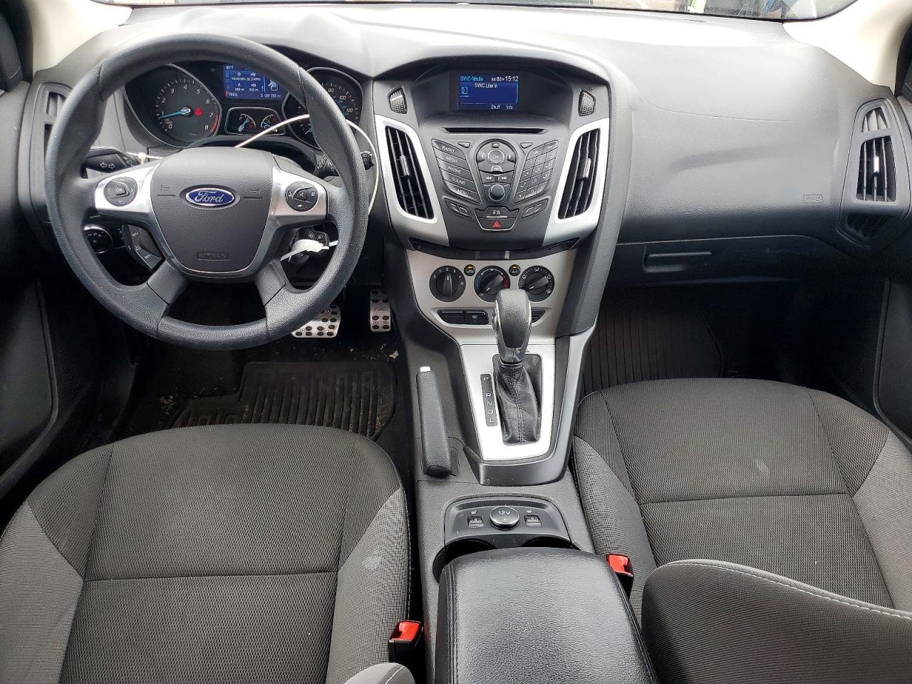 2014 Ford Focus Se Черный vin: 1FADP3K29EL182323