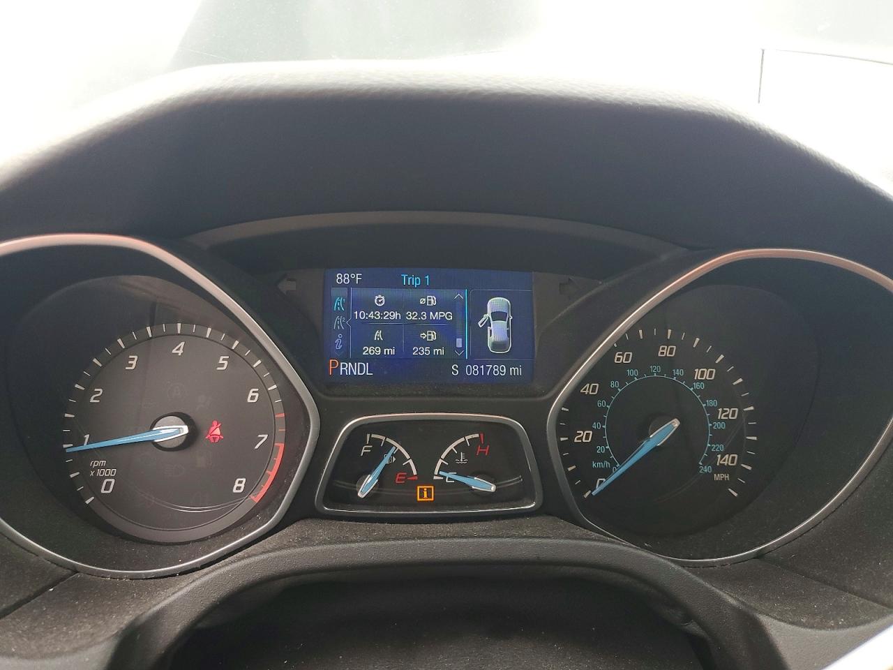 2014 Ford Focus Se Черный vin: 1FADP3K29EL182323