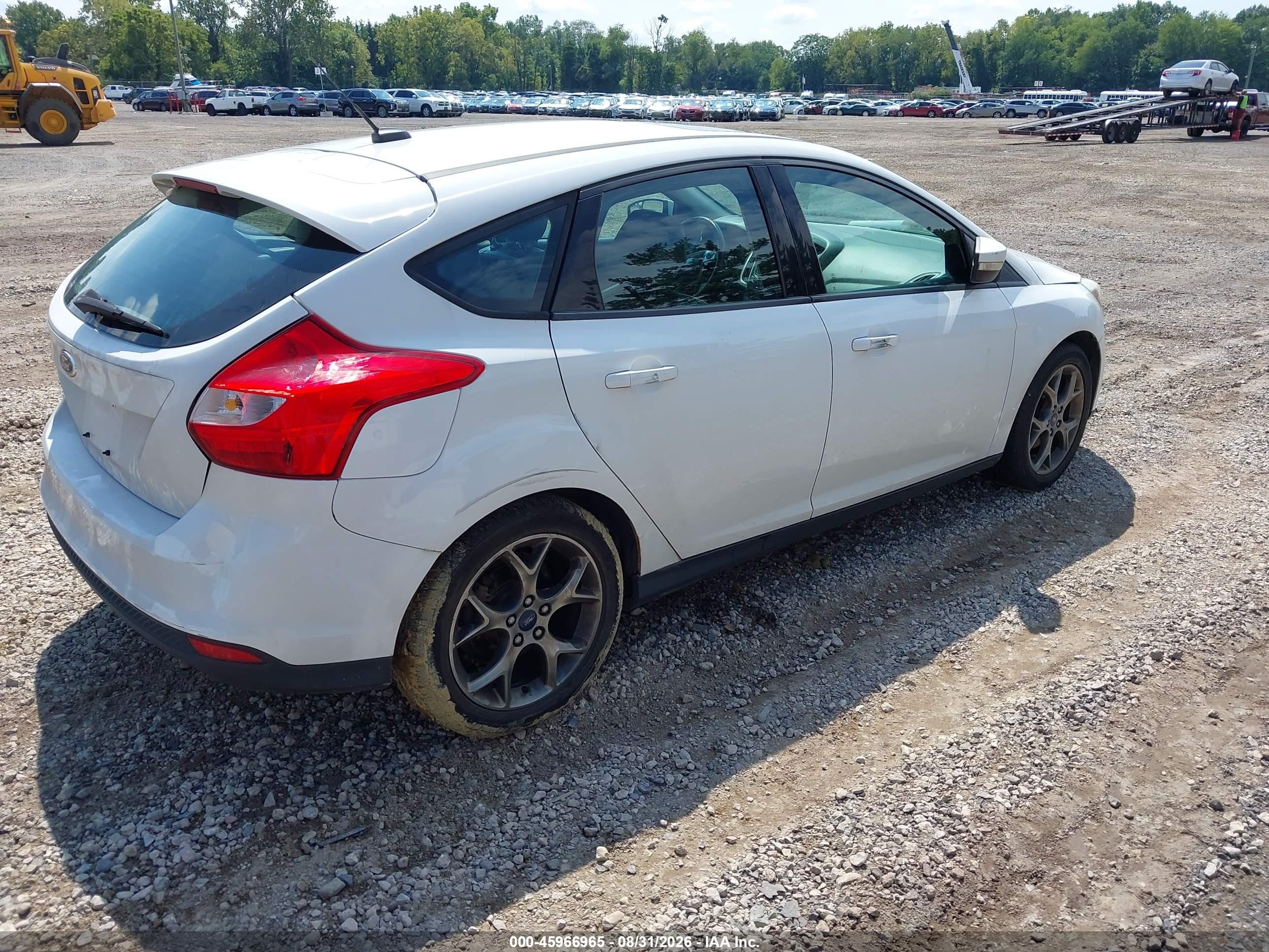 2014 Ford Focus Se White vin: 1FADP3K29EL226515