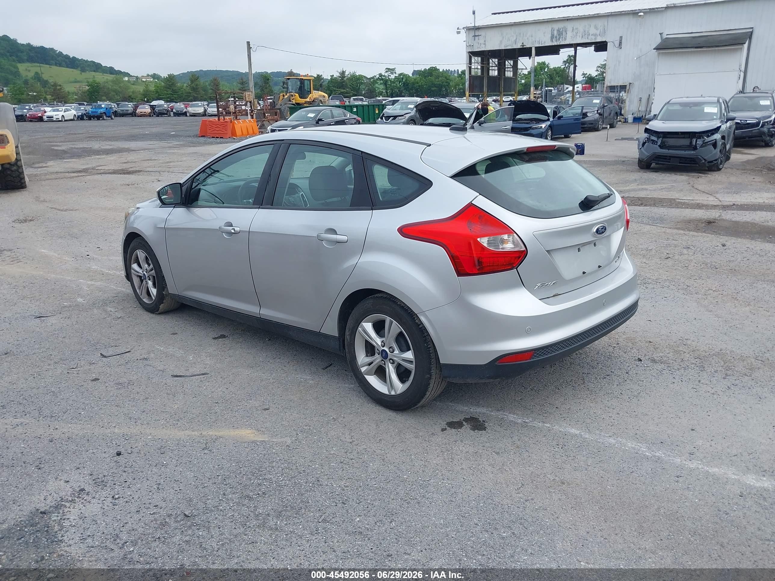 2014 Ford Focus Se Silver vin: 1FADP3K29EL227888