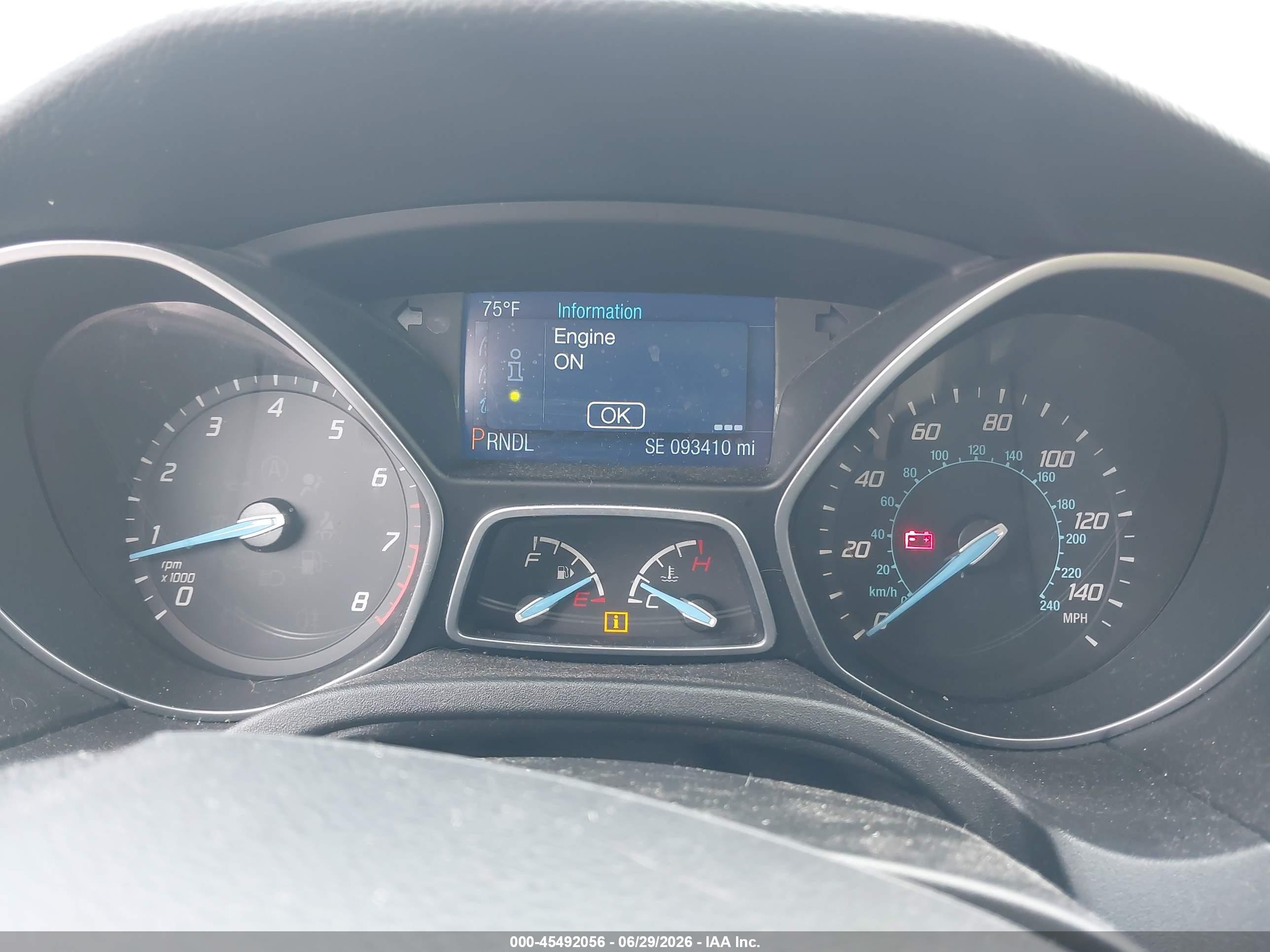 2014 Ford Focus Se Silver vin: 1FADP3K29EL227888