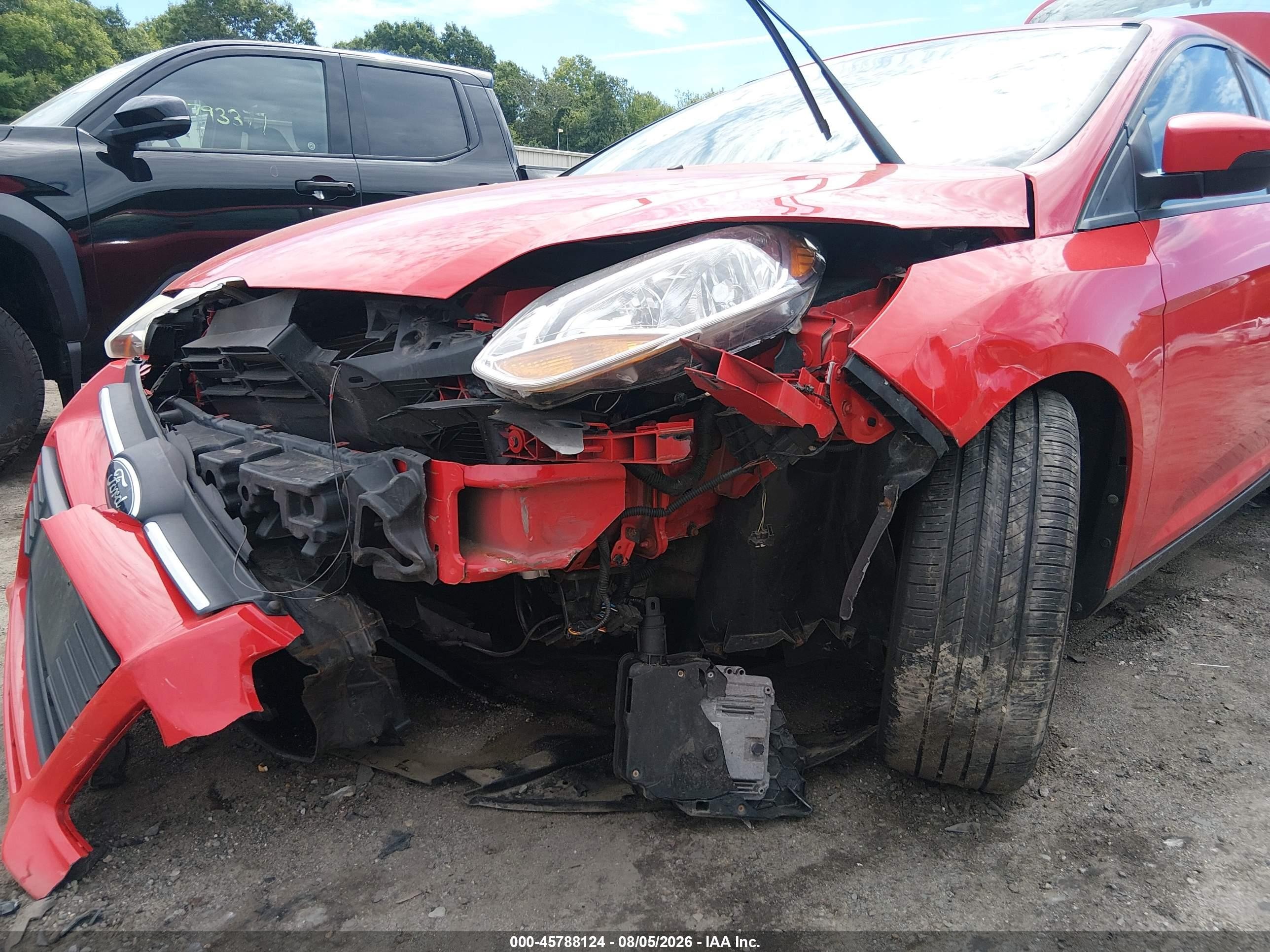 2014 Ford Focus Se Красный vin: 1FADP3K29EL261863