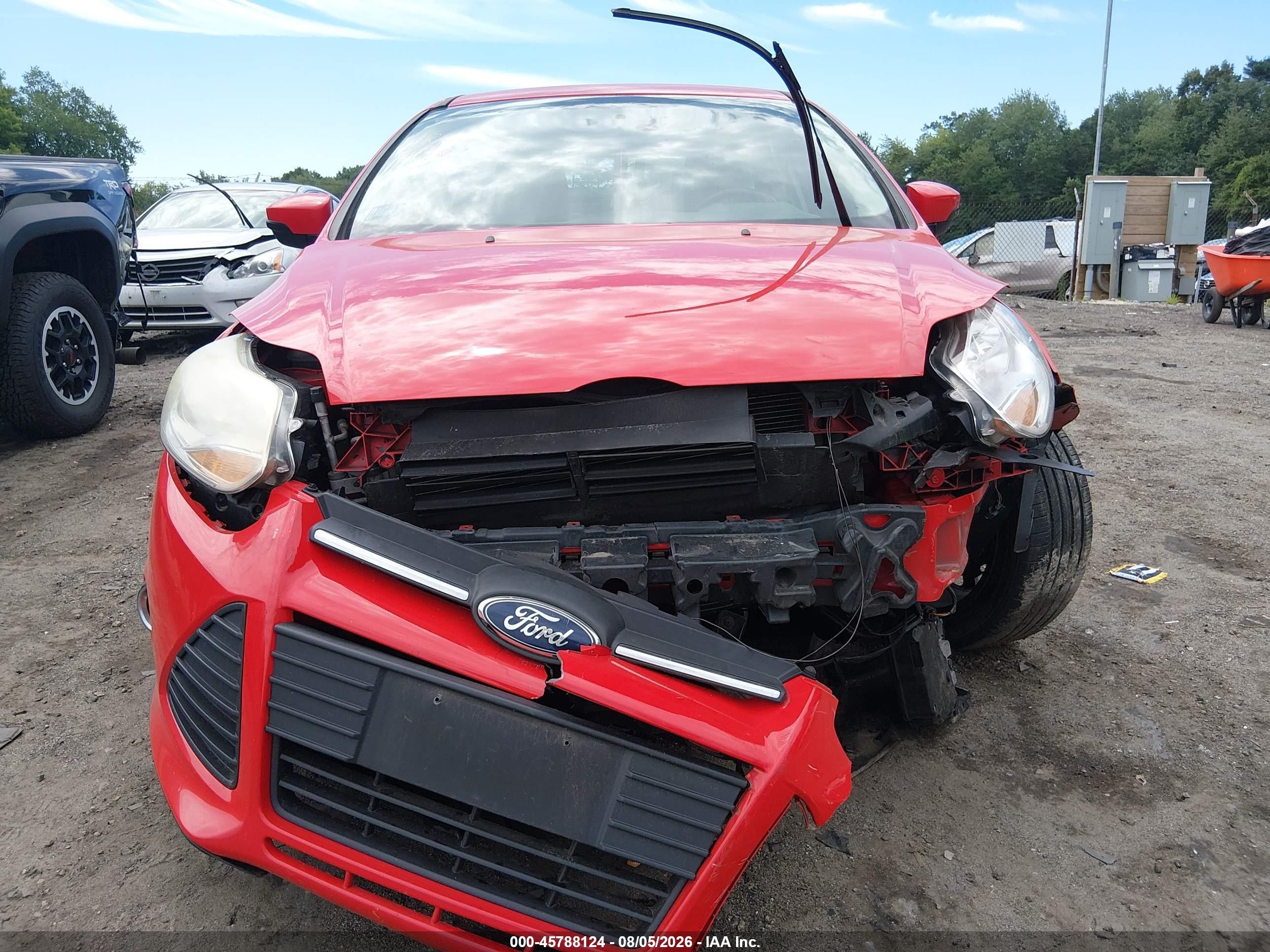 2014 Ford Focus Se Красный vin: 1FADP3K29EL261863