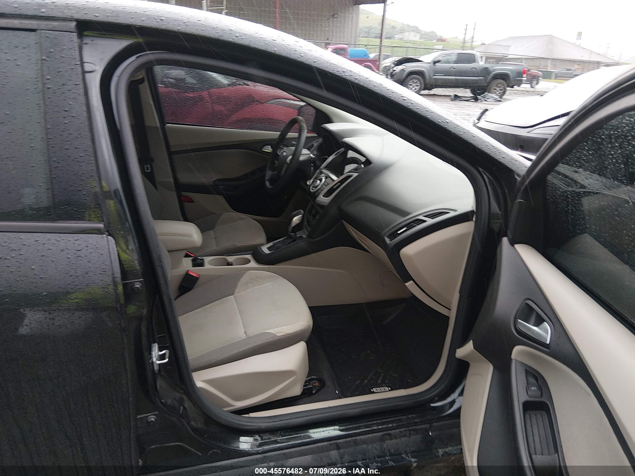 2014 Ford Focus Se Black vin: 1FADP3K29EL268151