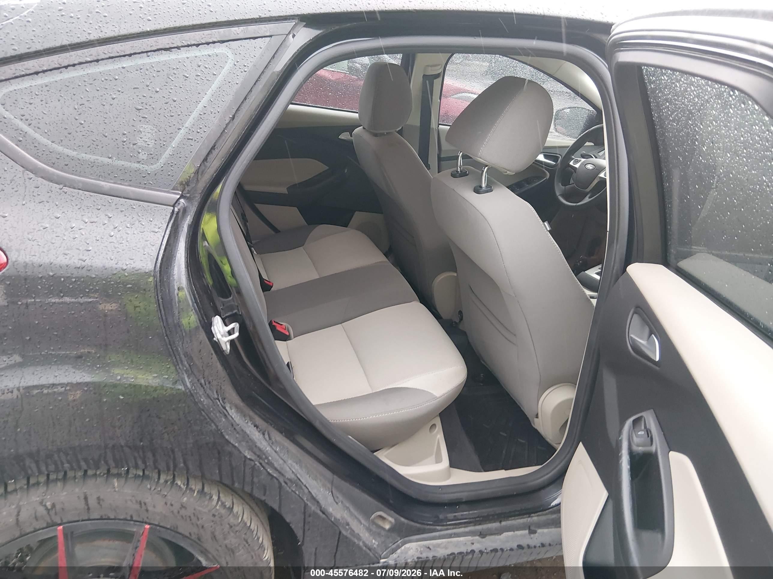 2014 Ford Focus Se Black vin: 1FADP3K29EL268151