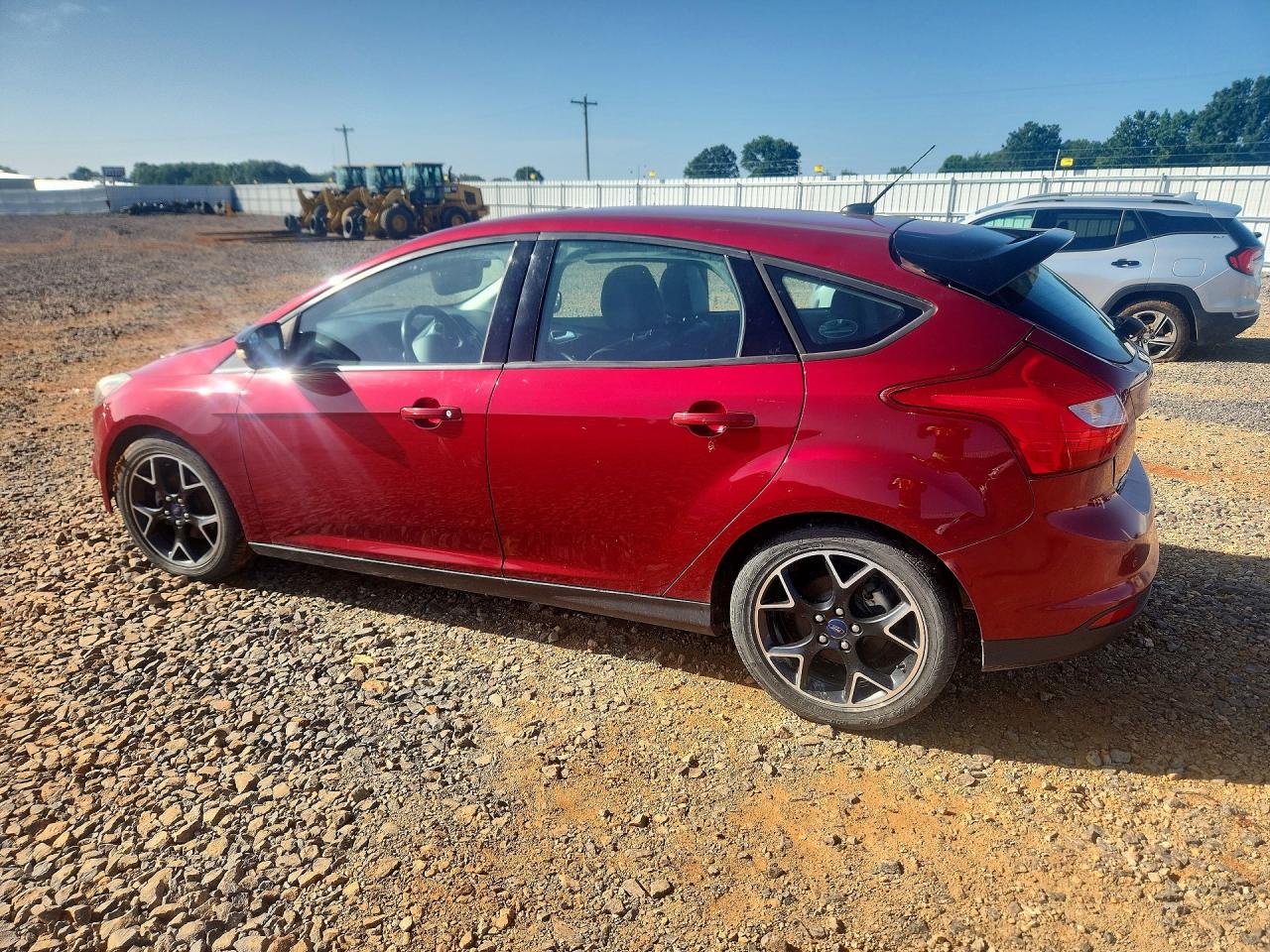 2014 Ford Focus Se Red vin: 1FADP3K29EL276198