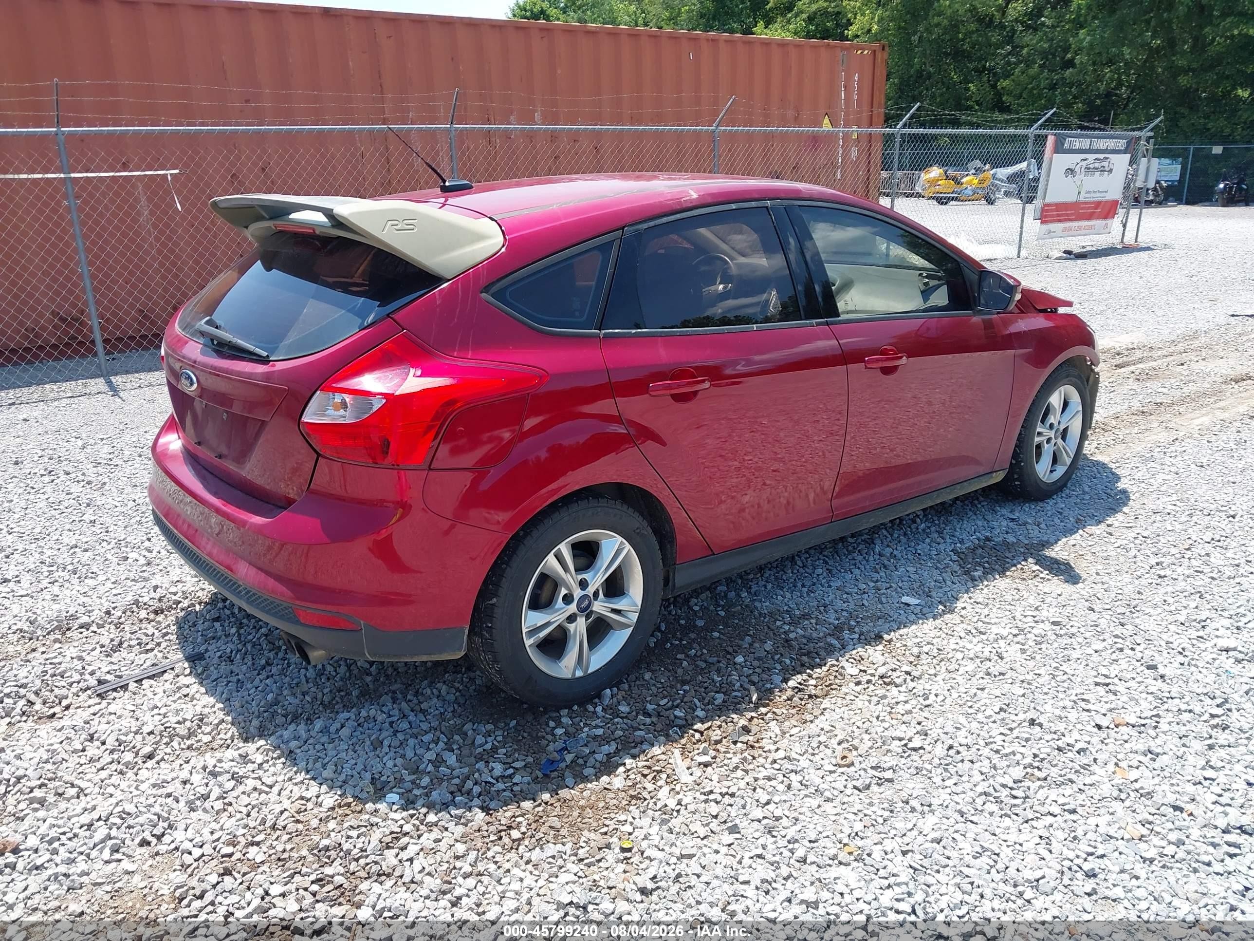 2014 Ford Focus Se Темно-бордовый vin: 1FADP3K29EL280669