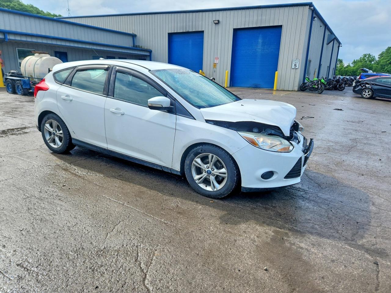 2014 Ford Focus Se White vin: 1FADP3K29EL283877
