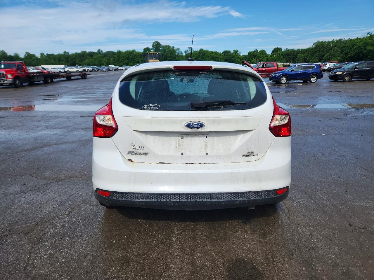 2014 Ford Focus Se White vin: 1FADP3K29EL283877
