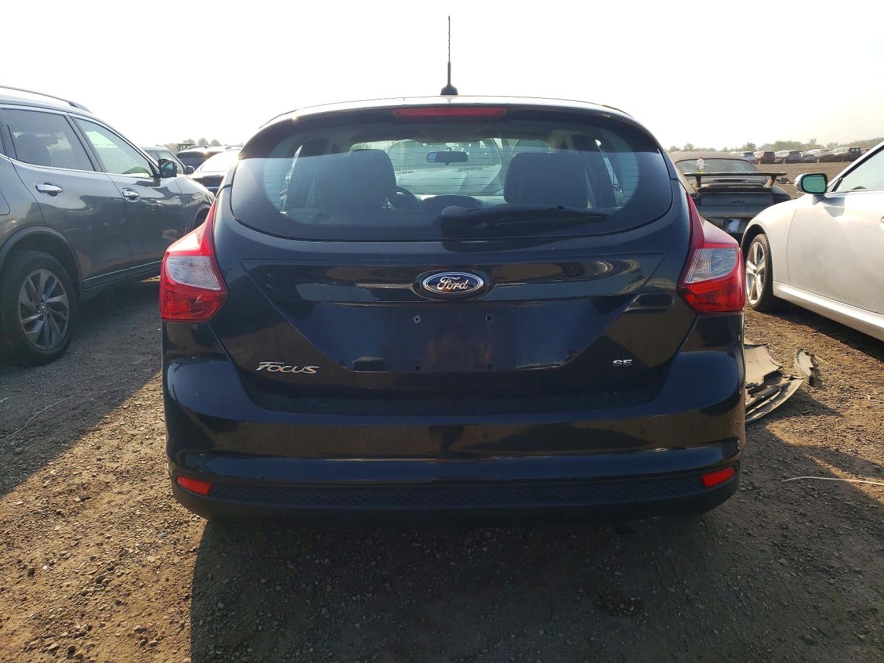 2014 Ford Focus Se Black vin: 1FADP3K29EL284964