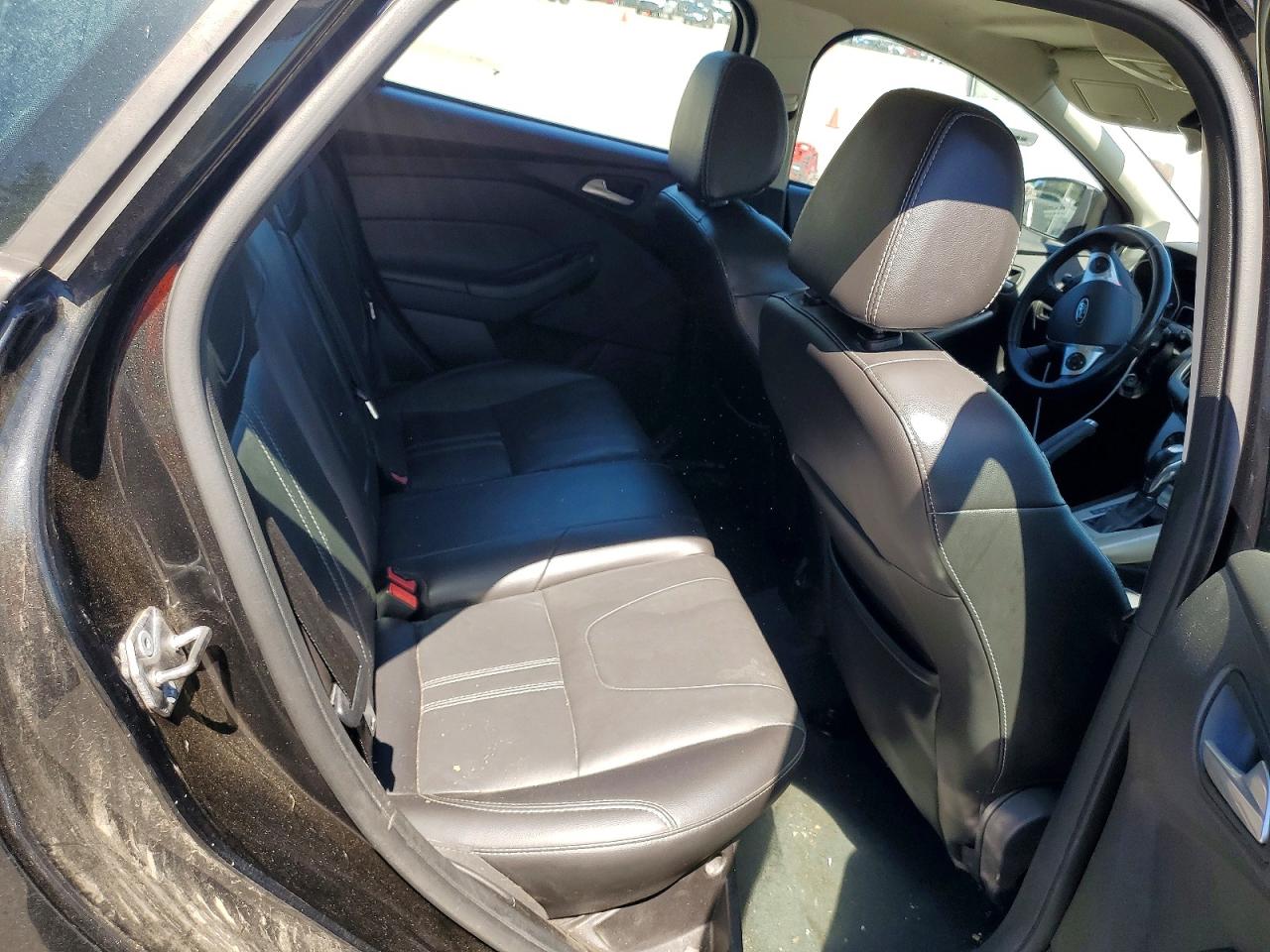 2014 Ford Focus Se Black vin: 1FADP3K29EL294975