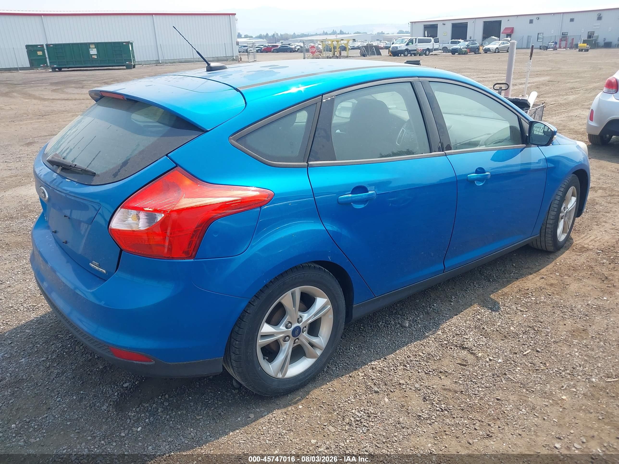 2014 Ford Focus Se Blue vin: 1FADP3K29EL296998