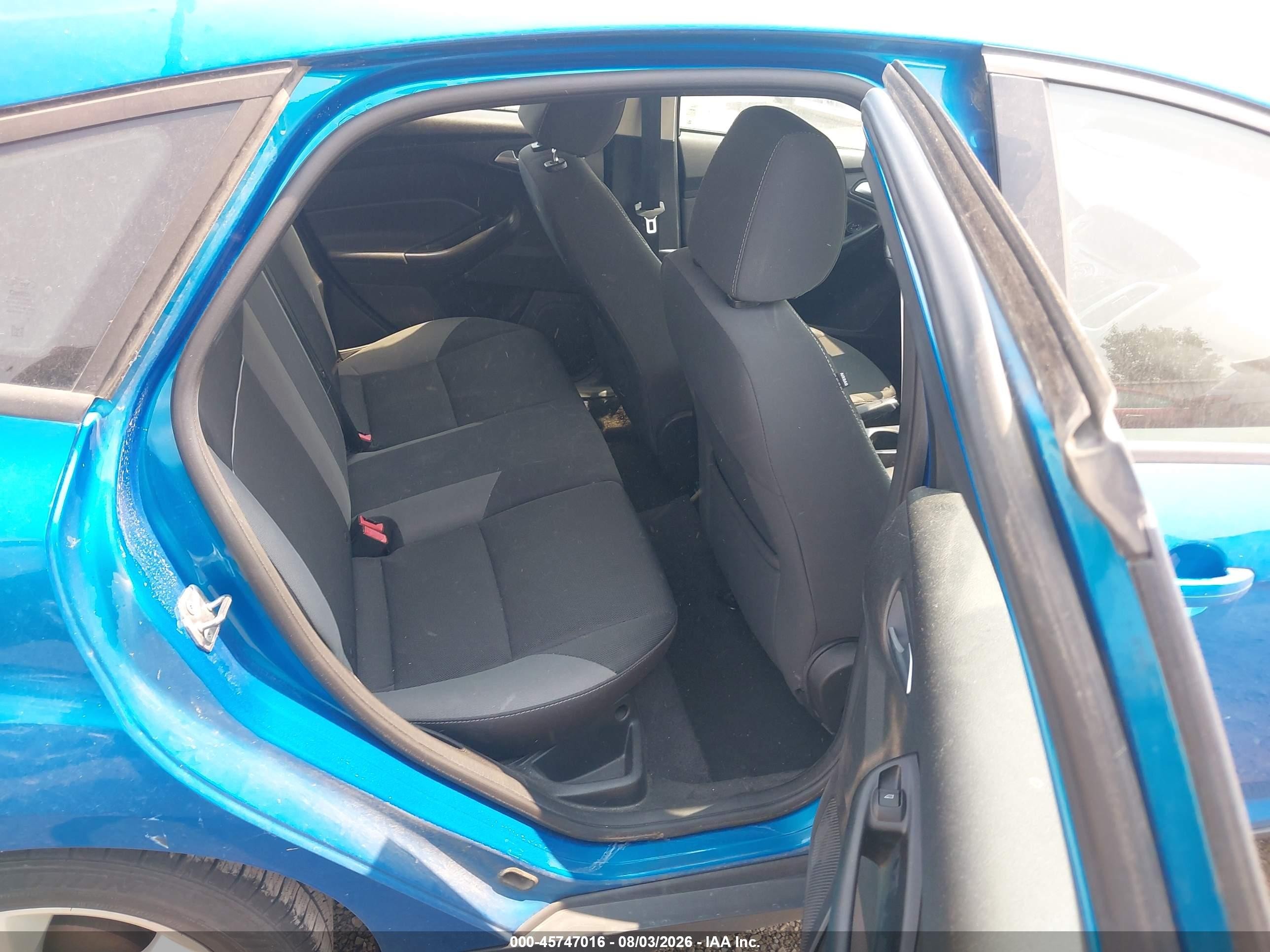 2014 Ford Focus Se Blue vin: 1FADP3K29EL296998