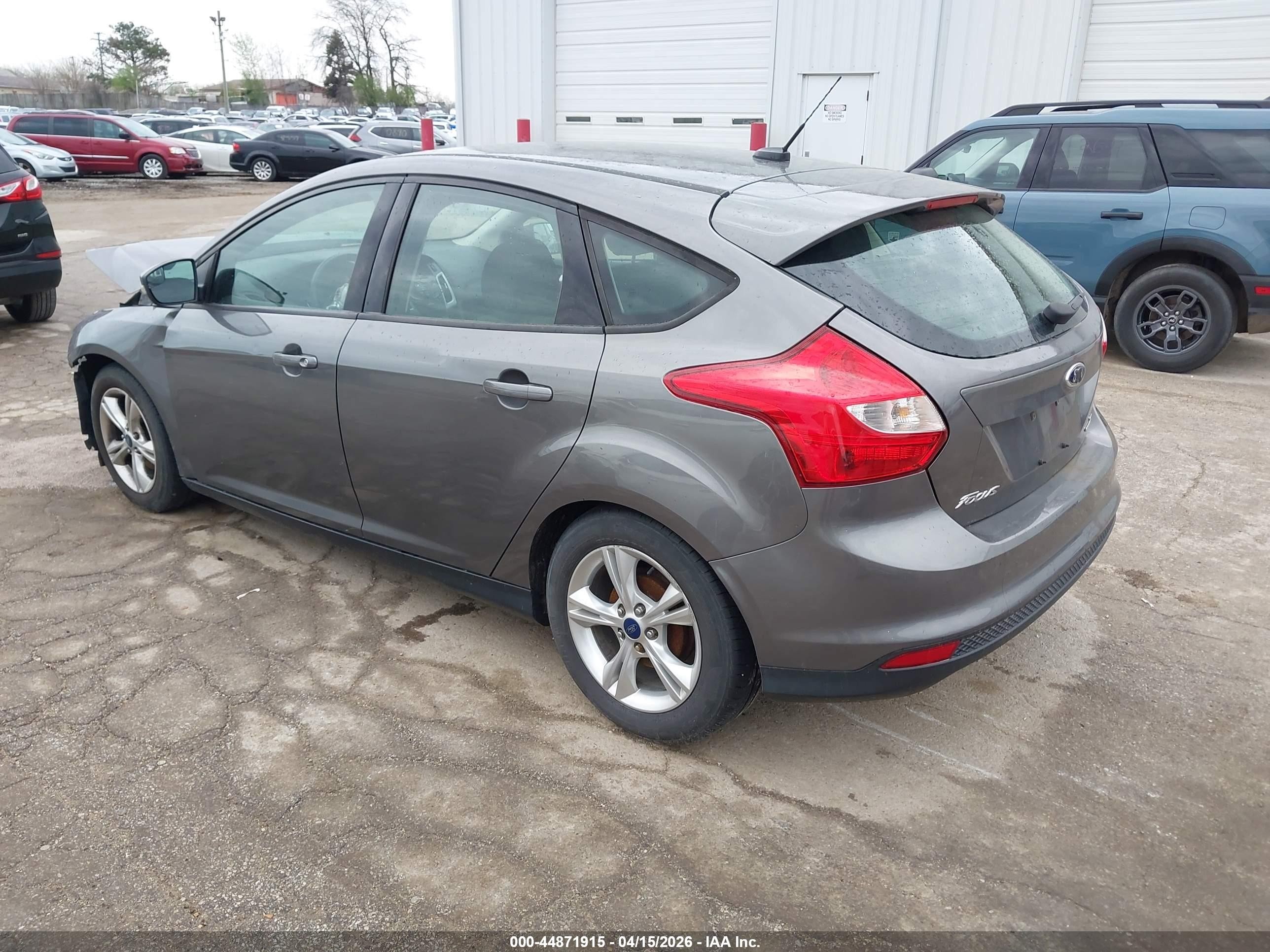 2014 Ford Focus Se Gray vin: 1FADP3K29EL298704