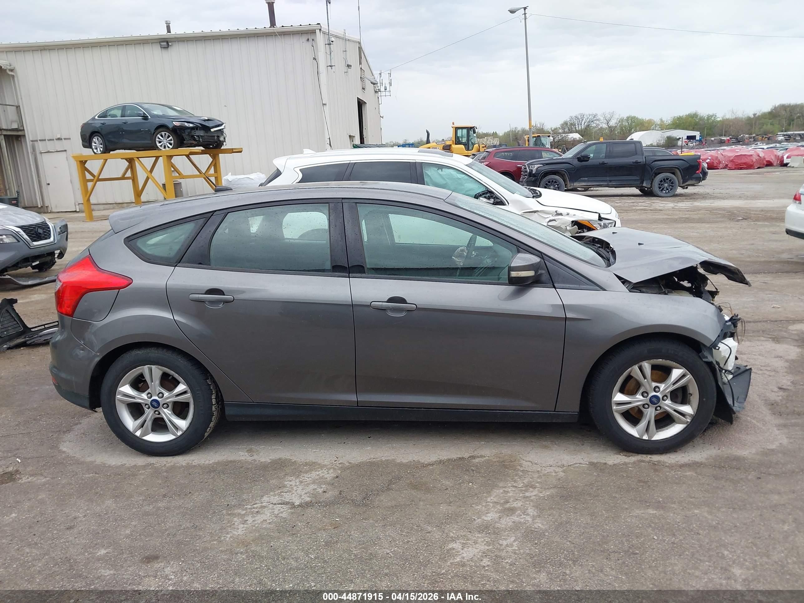 2014 Ford Focus Se Gray vin: 1FADP3K29EL298704
