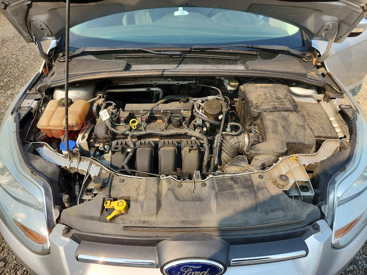 2014 Ford Focus Se Серебряный vin: 1FADP3K29EL300709