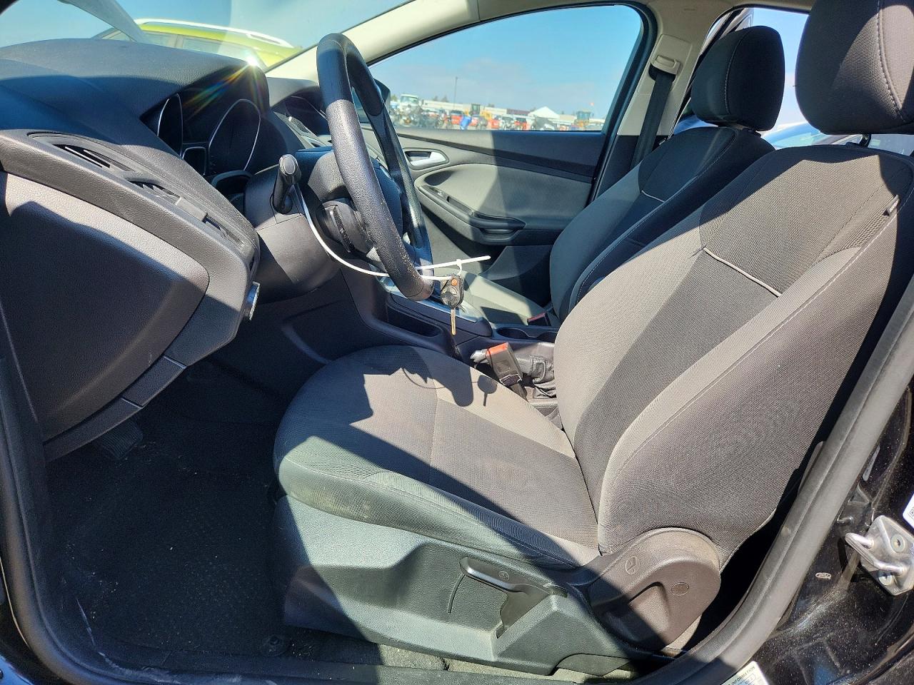 2014 Ford Focus Se Black vin: 1FADP3K29EL324959
