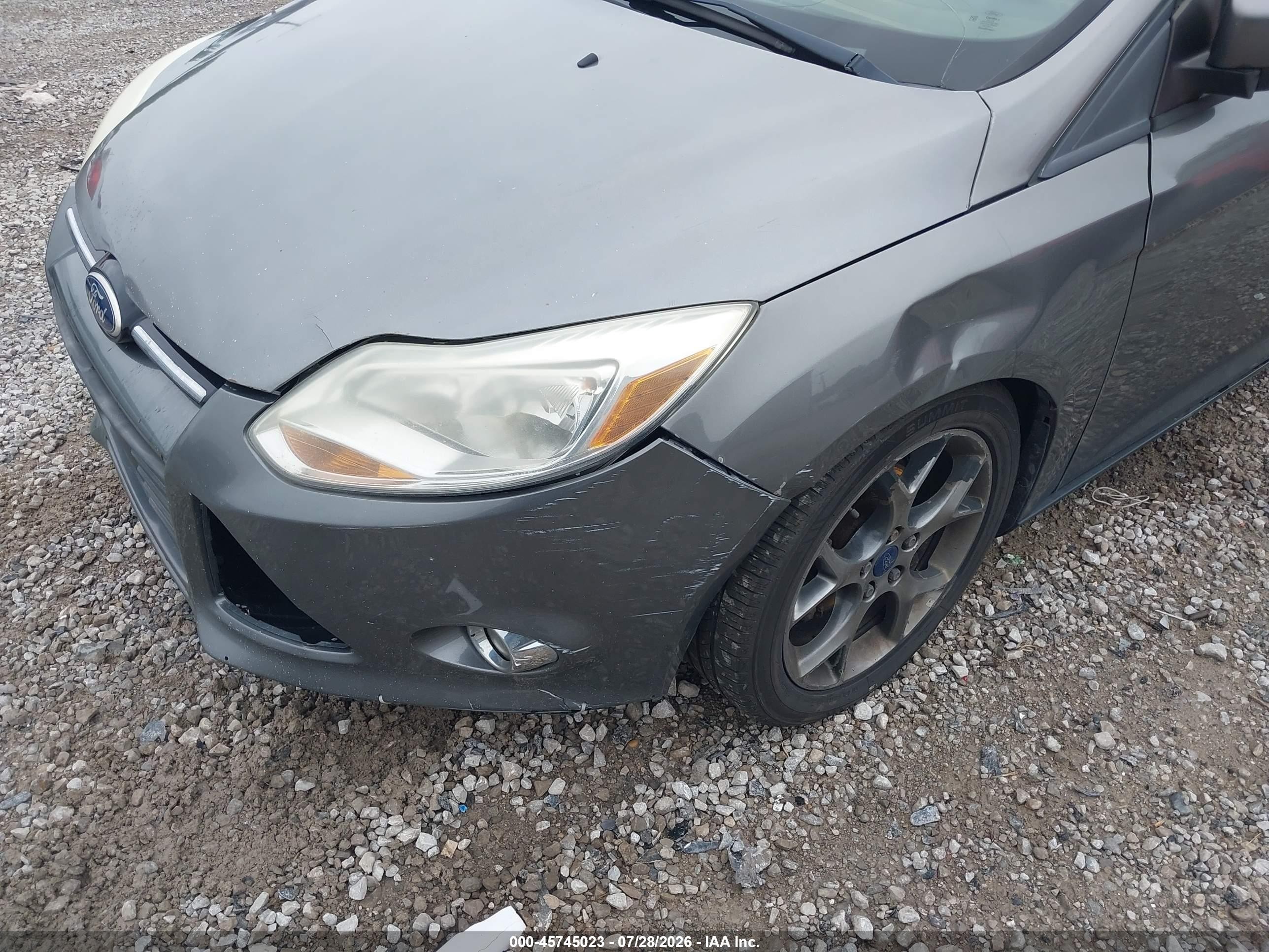 2014 Ford Focus Se Серый vin: 1FADP3K29EL333628