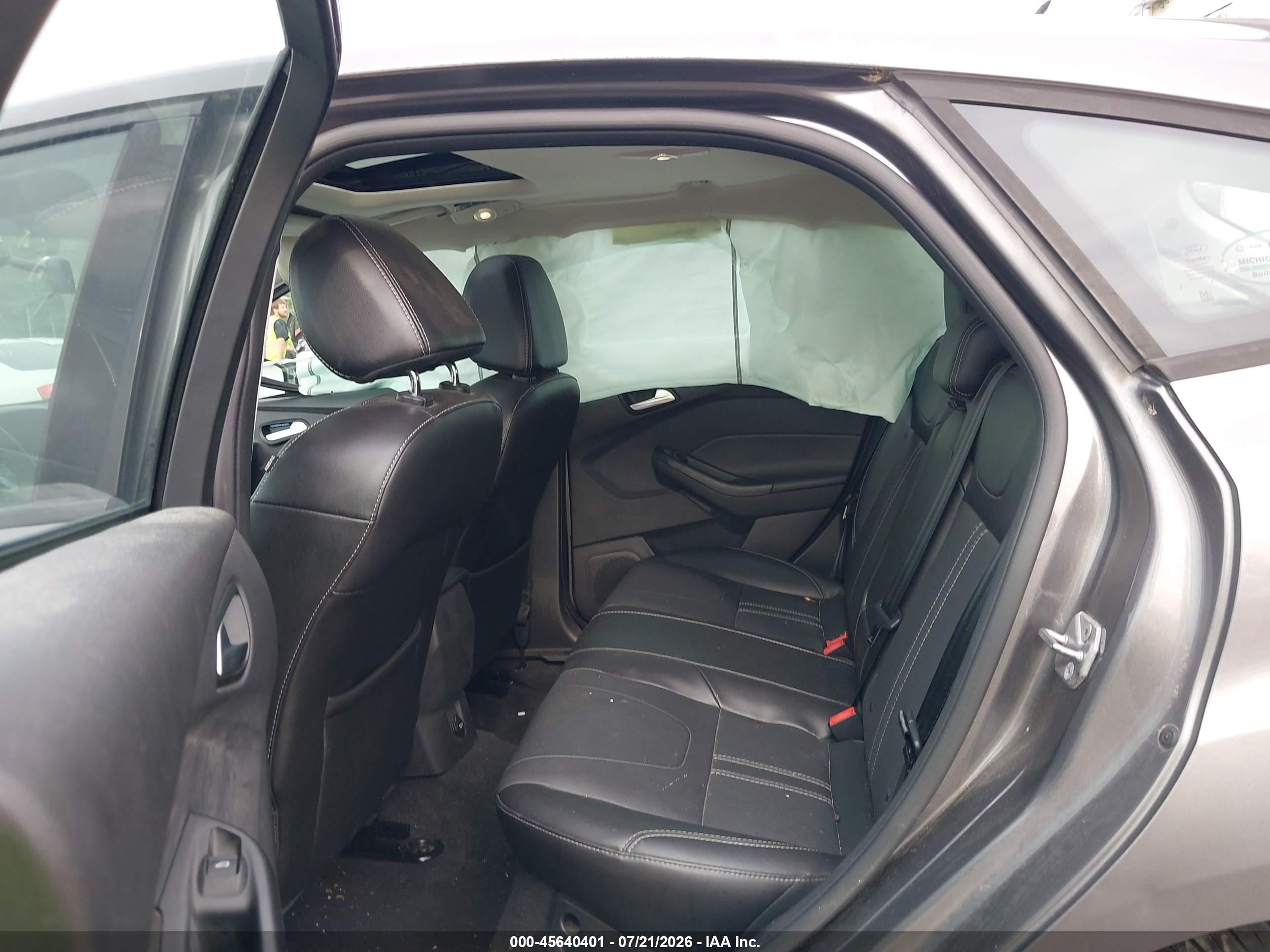2014 Ford Focus Se Gray vin: 1FADP3K29EL342085