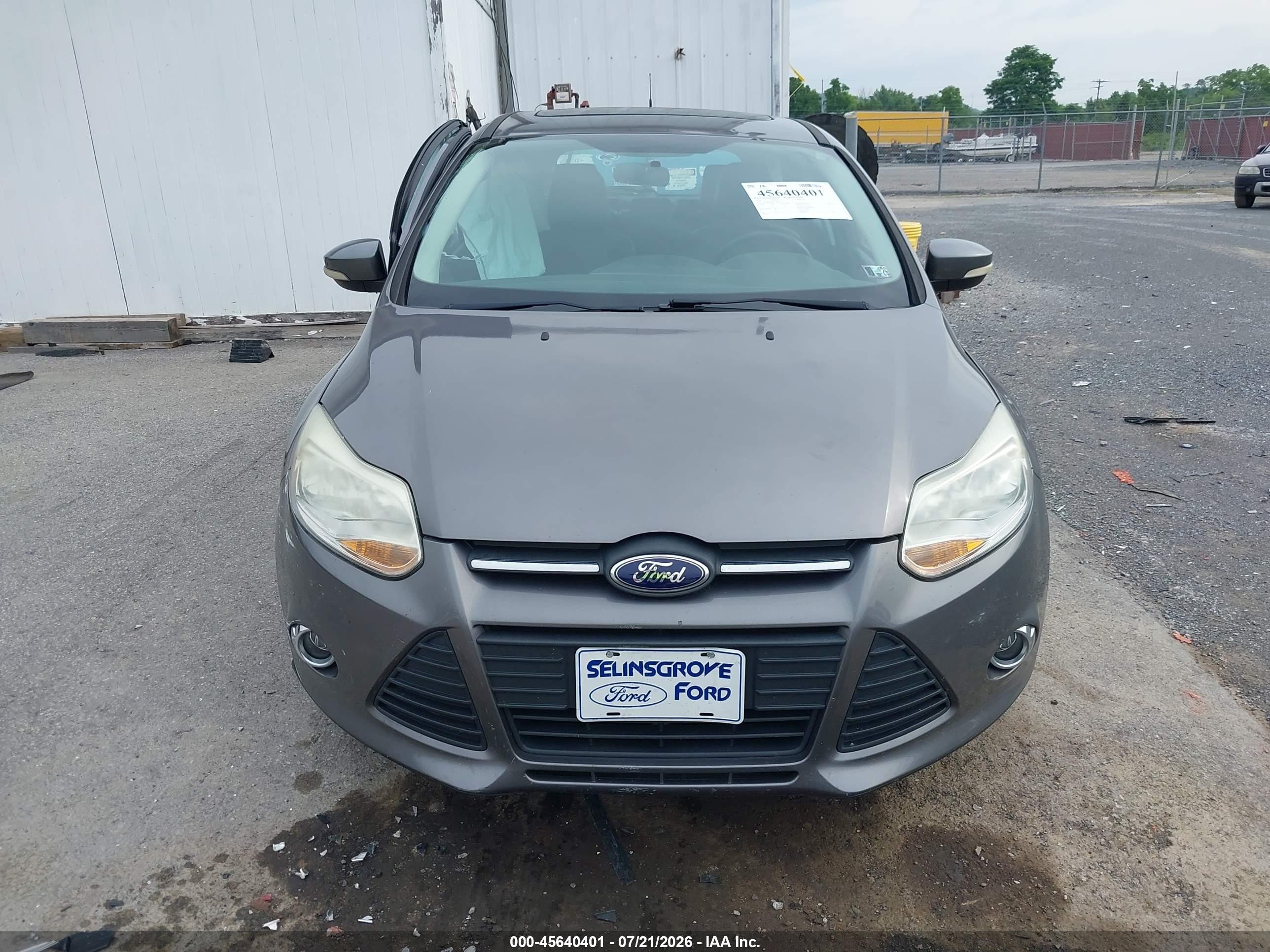 2014 Ford Focus Se Gray vin: 1FADP3K29EL342085