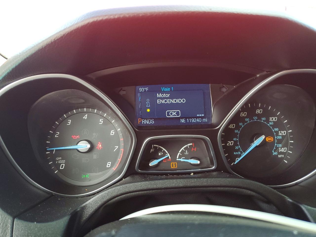 2014 Ford Focus Se Red vin: 1FADP3K29EL362871