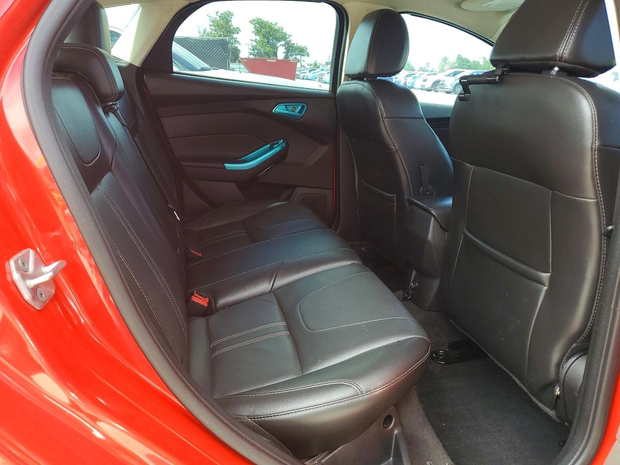 2014 Ford Focus Se Red vin: 1FADP3K29EL362871