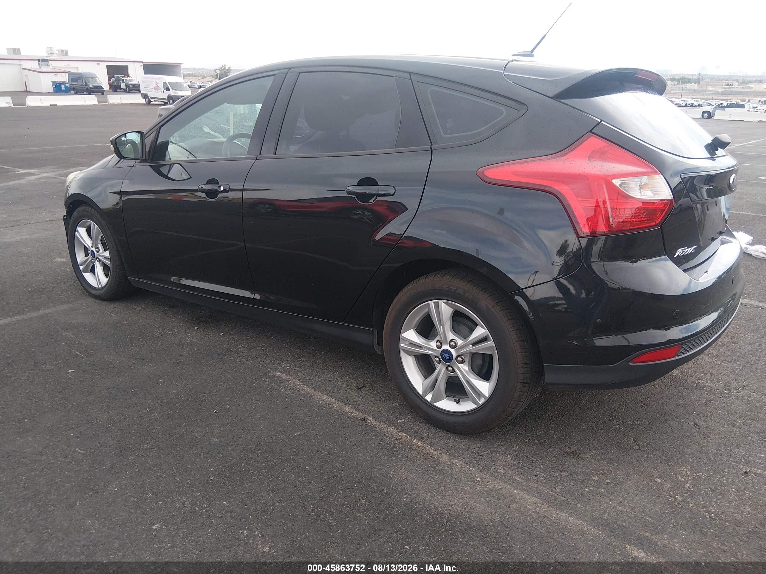 2014 Ford Focus Se Черный vin: 1FADP3K29EL374745