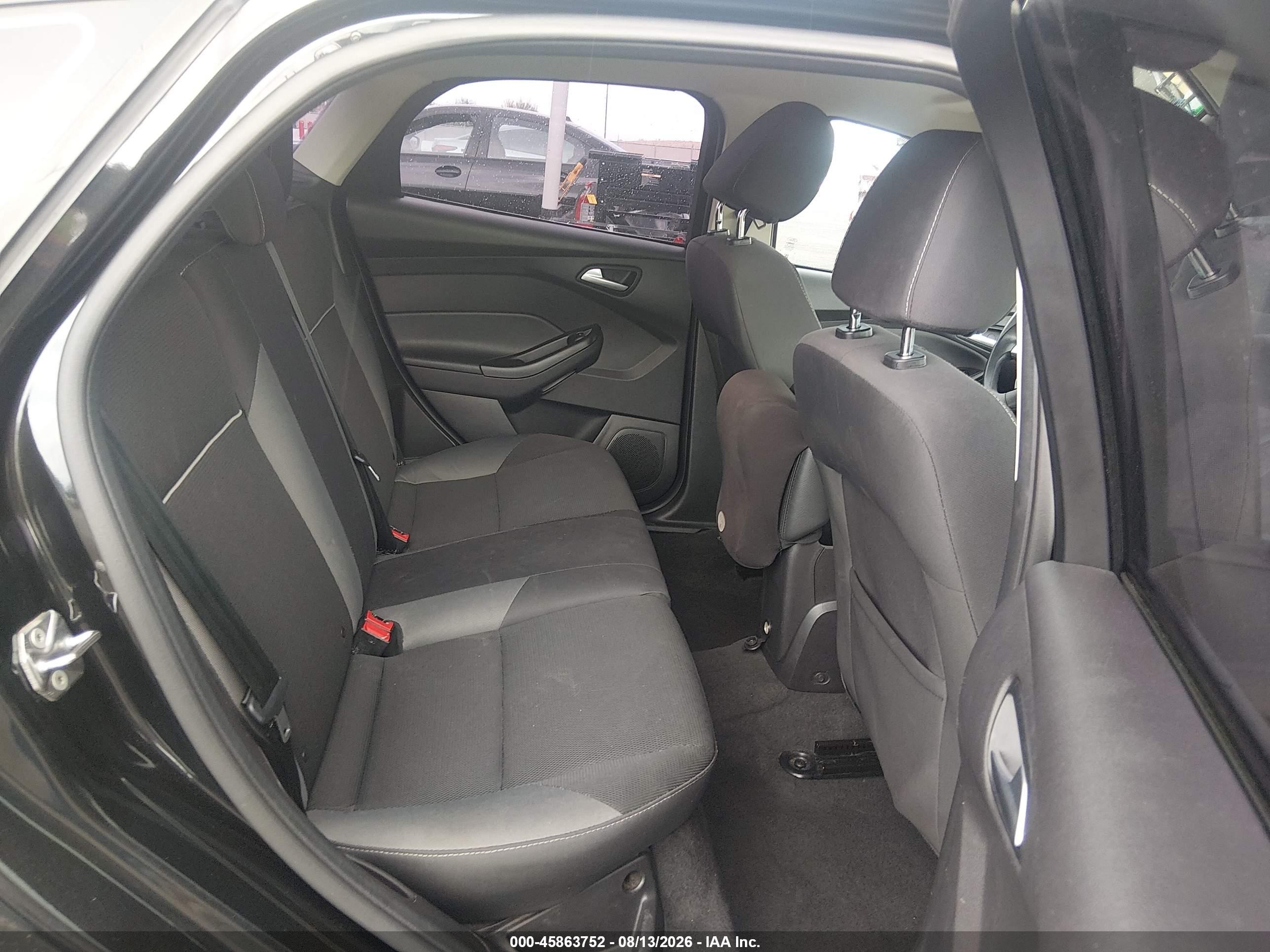 2014 Ford Focus Se Черный vin: 1FADP3K29EL374745