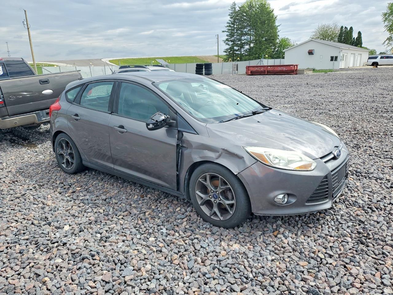 2014 Ford Focus Se Gray vin: 1FADP3K29EL397863