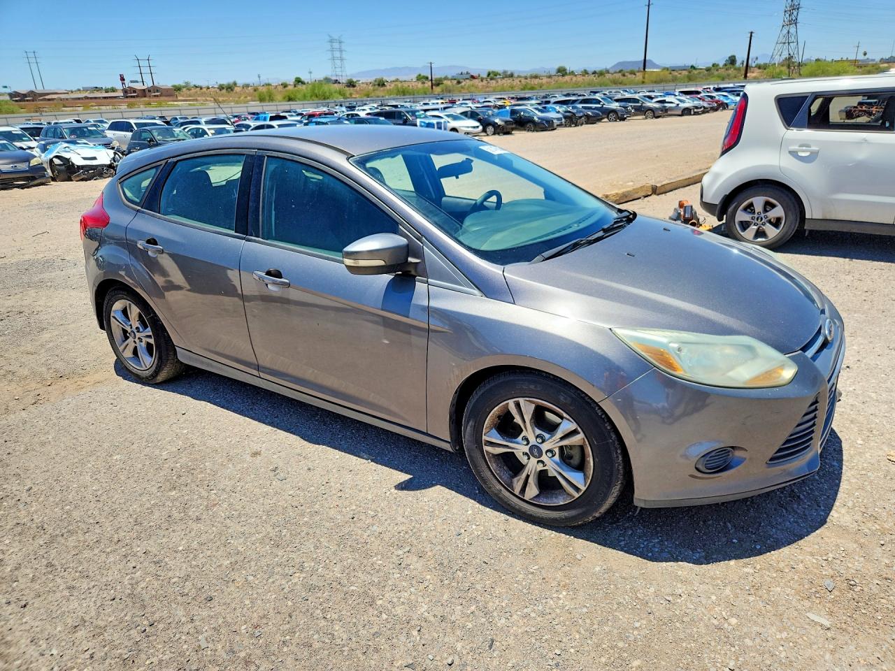 2014 Ford Focus Se Charcoal vin: 1FADP3K29EL400180