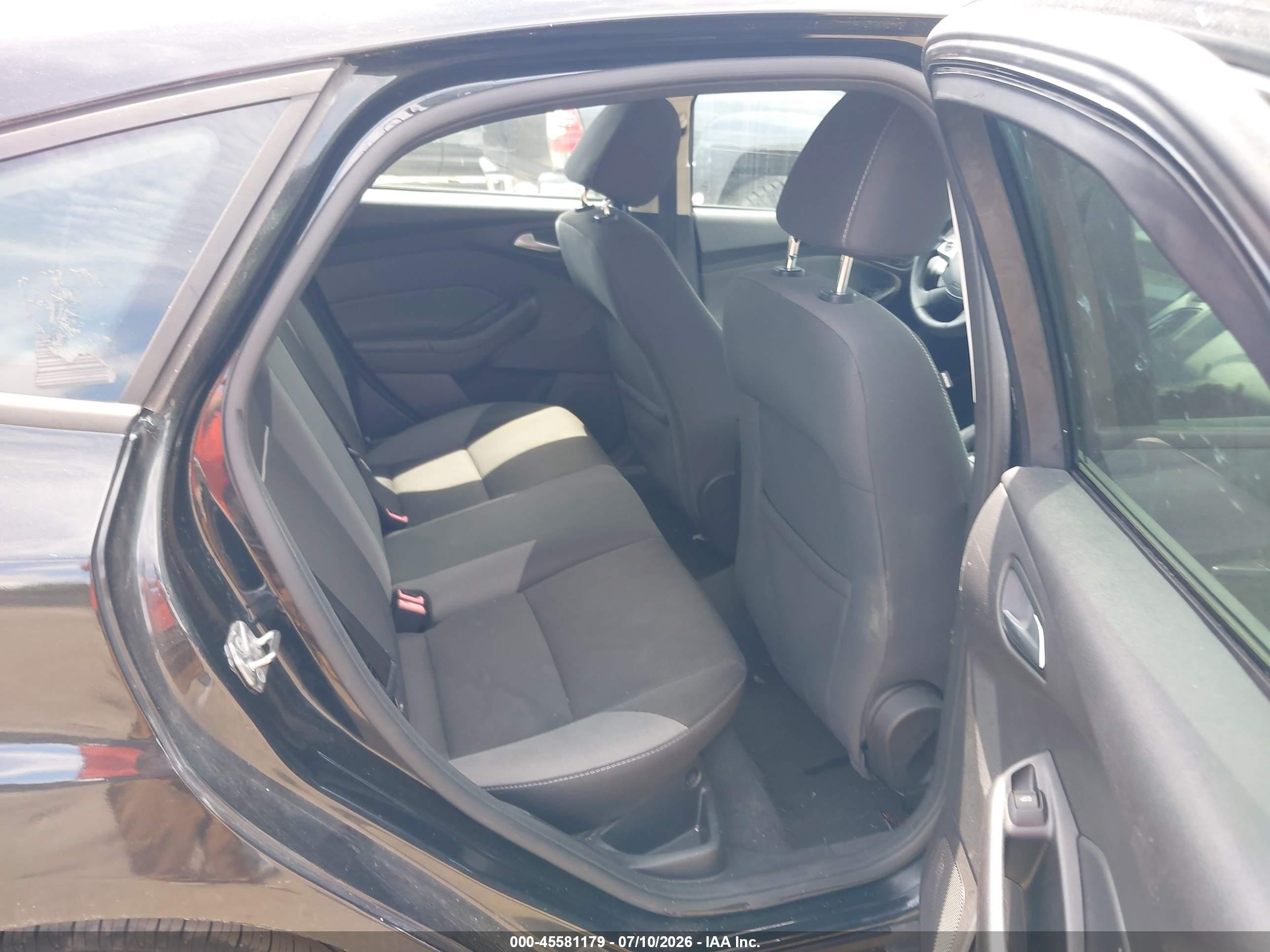 2014 Ford Focus Se Black vin: 1FADP3K29EL415598