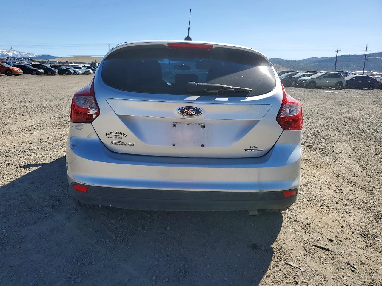 2014 Ford Focus Se Silver vin: 1FADP3K29EL432613