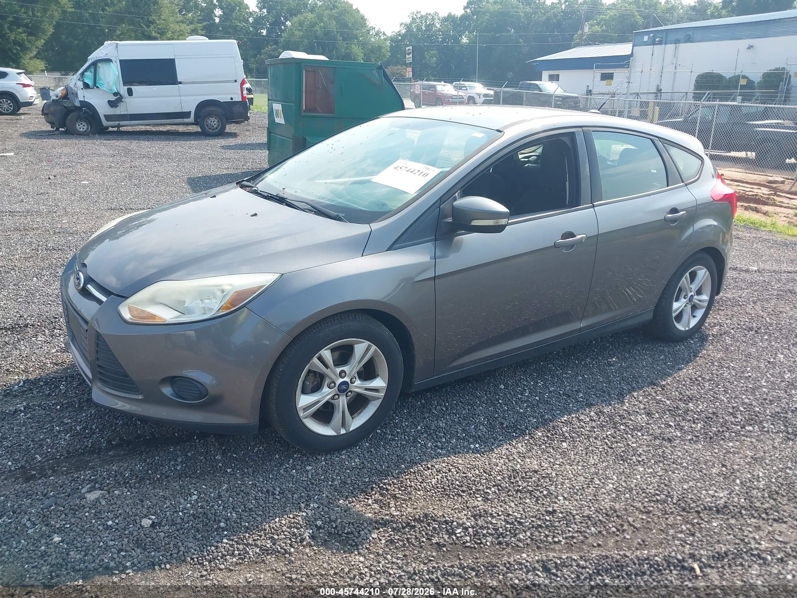 2014 Ford Focus Se Серый vin: 1FADP3K29EL435558