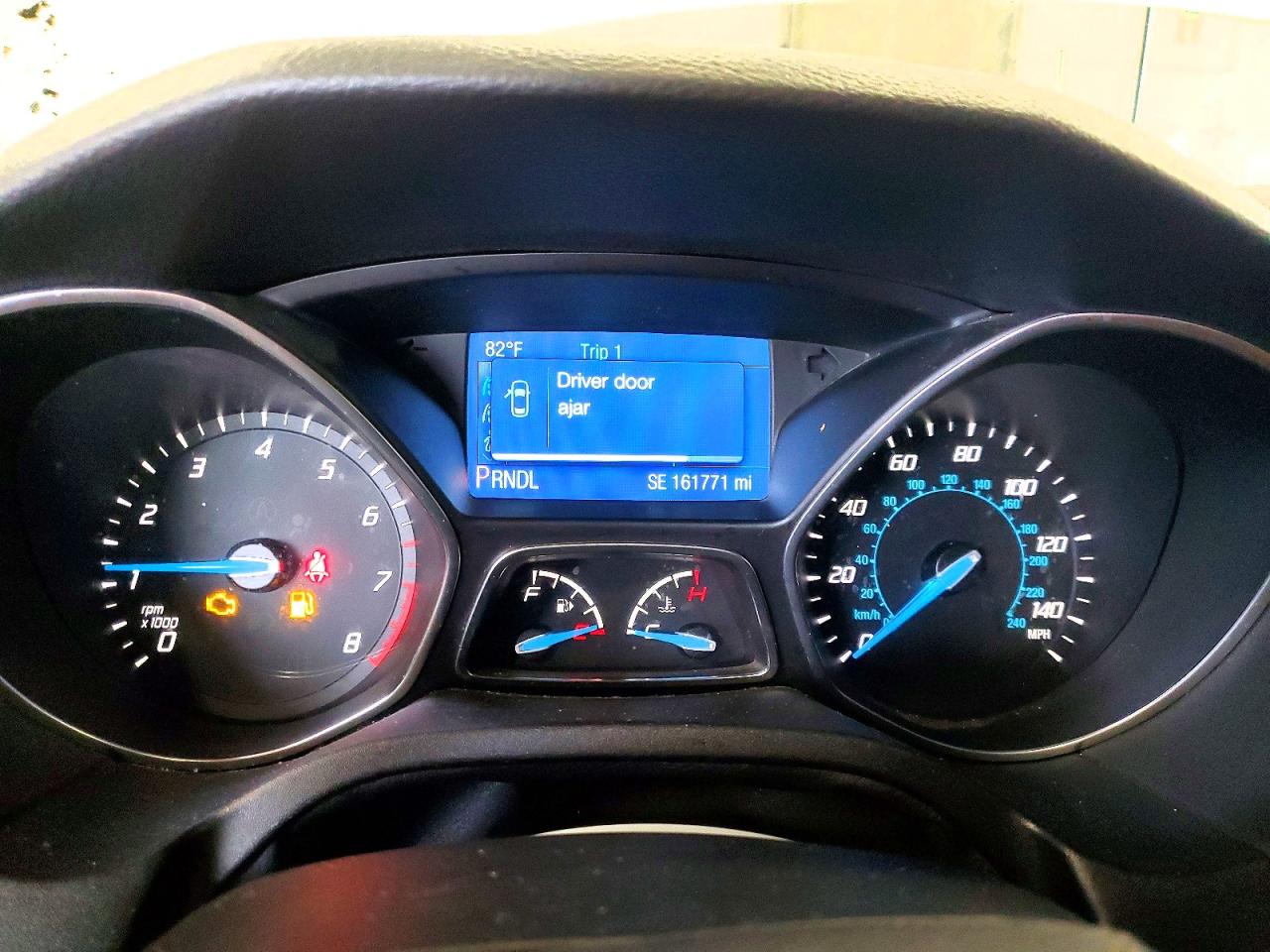 2014 Ford Focus Se White vin: 1FADP3K29EL452893