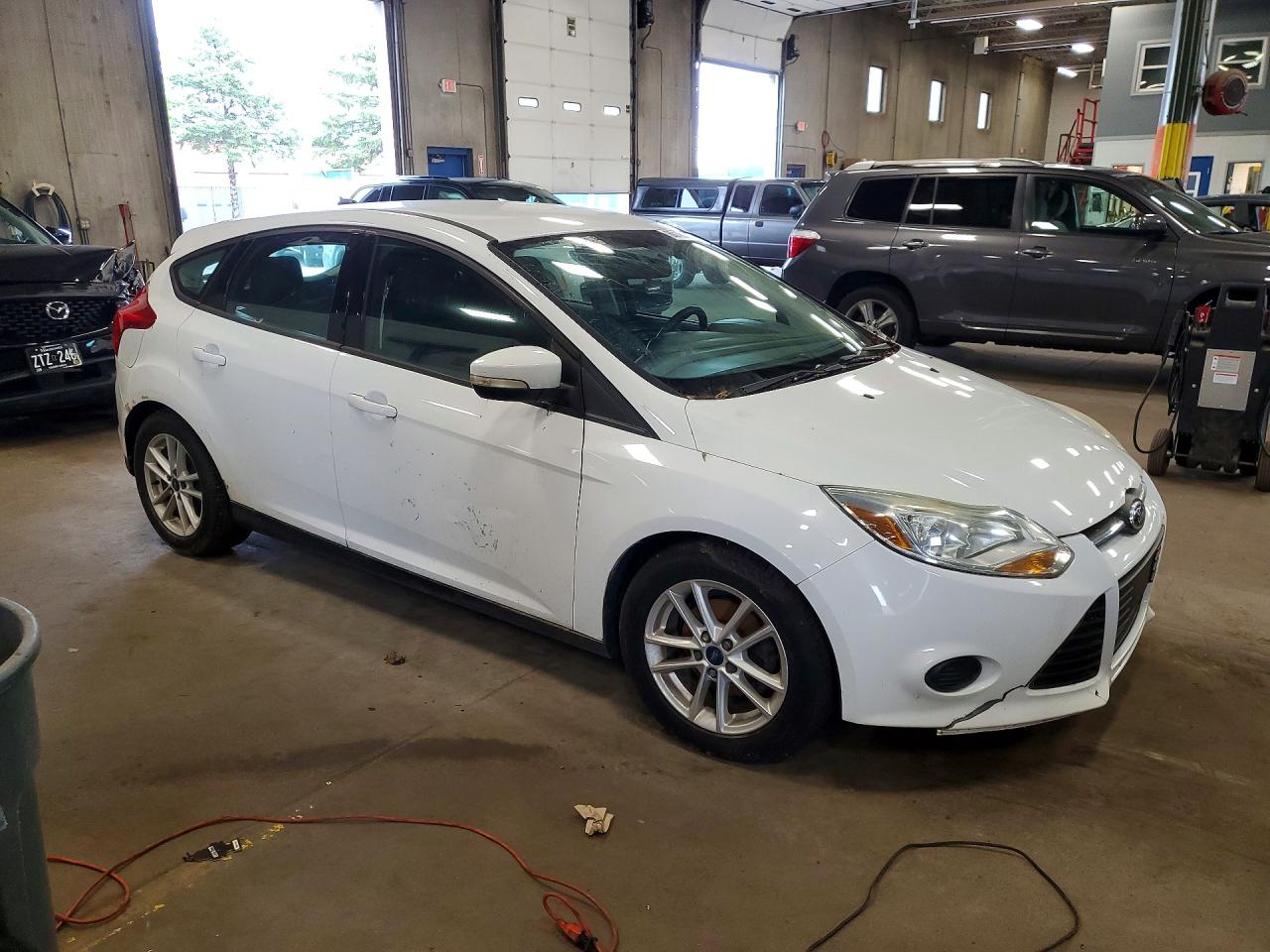 2014 Ford Focus Se White vin: 1FADP3K29EL452893
