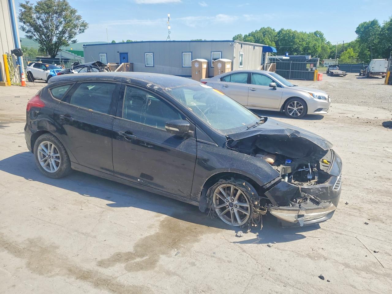 2015 Ford Focus Se Black vin: 1FADP3K29FL223826