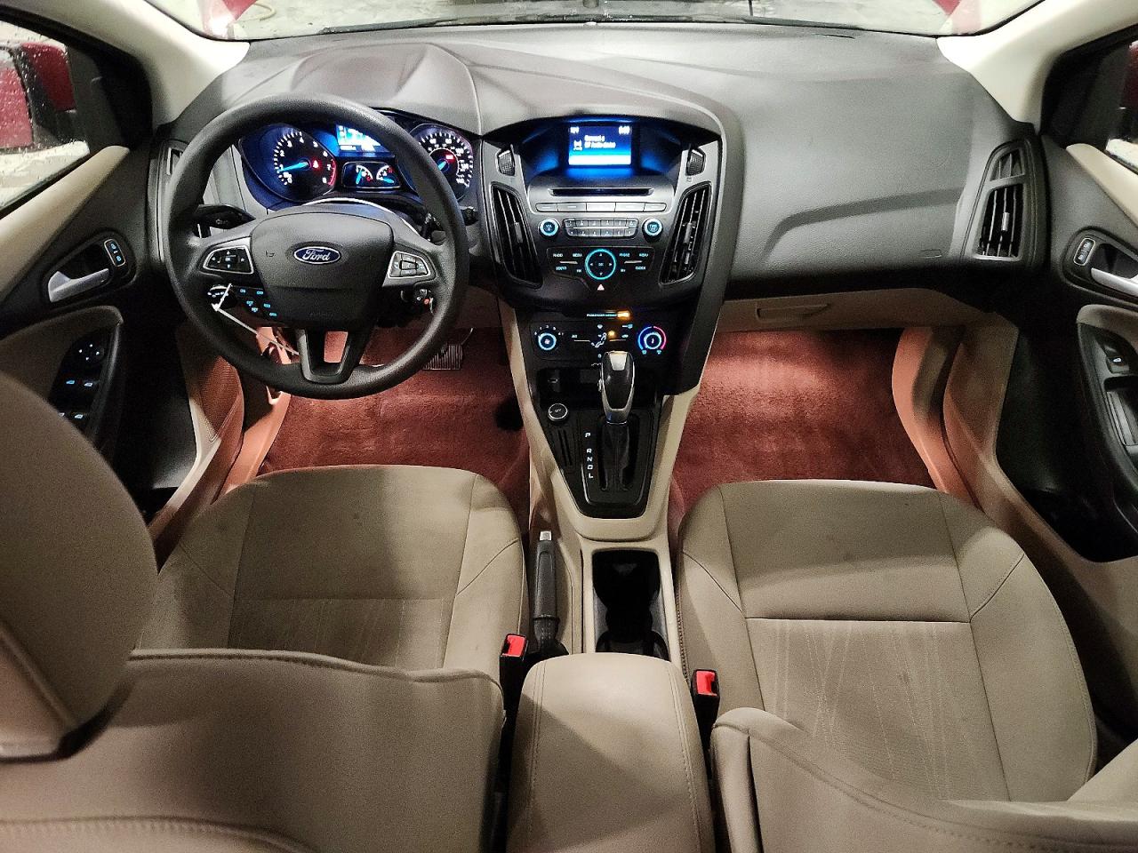 2015 Ford Focus Se Maroon vin: 1FADP3K29FL232882