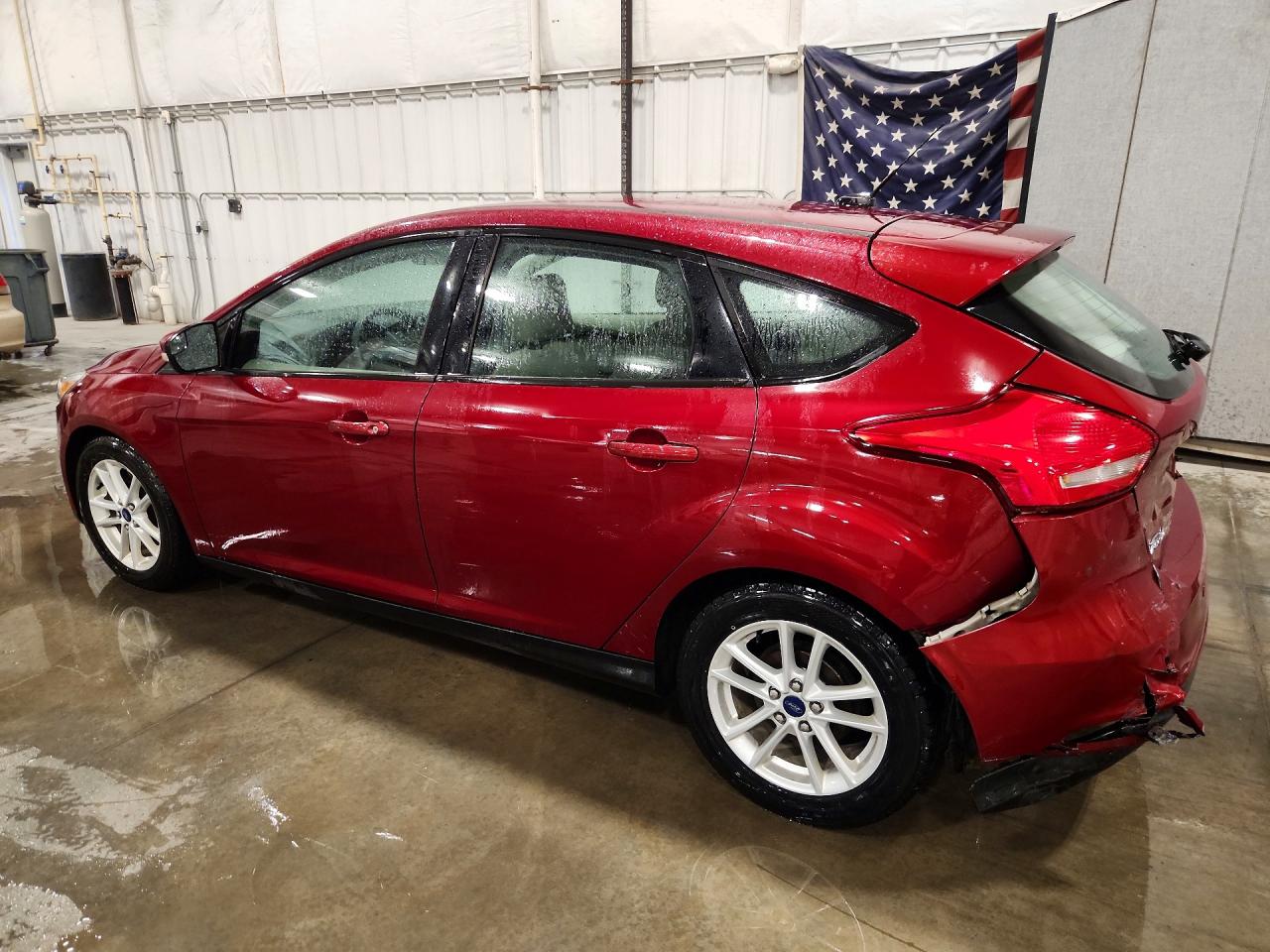 2015 Ford Focus Se Maroon vin: 1FADP3K29FL232882