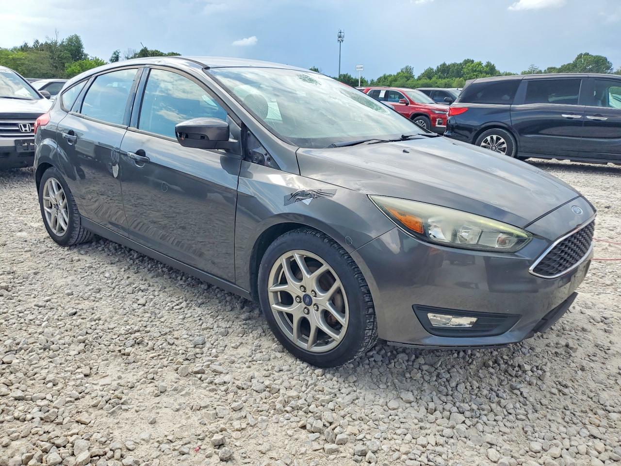 2015 Ford Focus Se Gray vin: 1FADP3K29FL250542