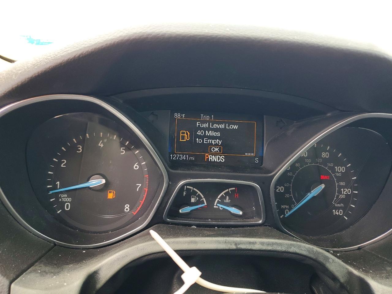2015 Ford Focus Se Gray vin: 1FADP3K29FL250542