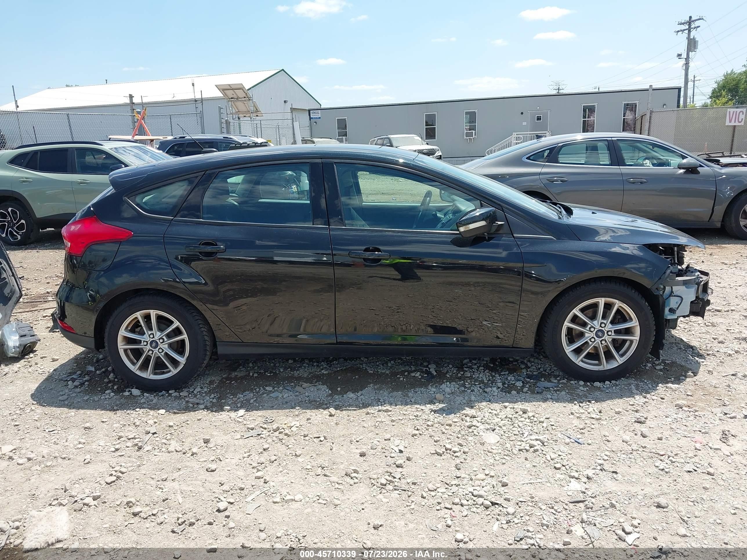 2015 Ford Focus Se Black vin: 1FADP3K29FL367540