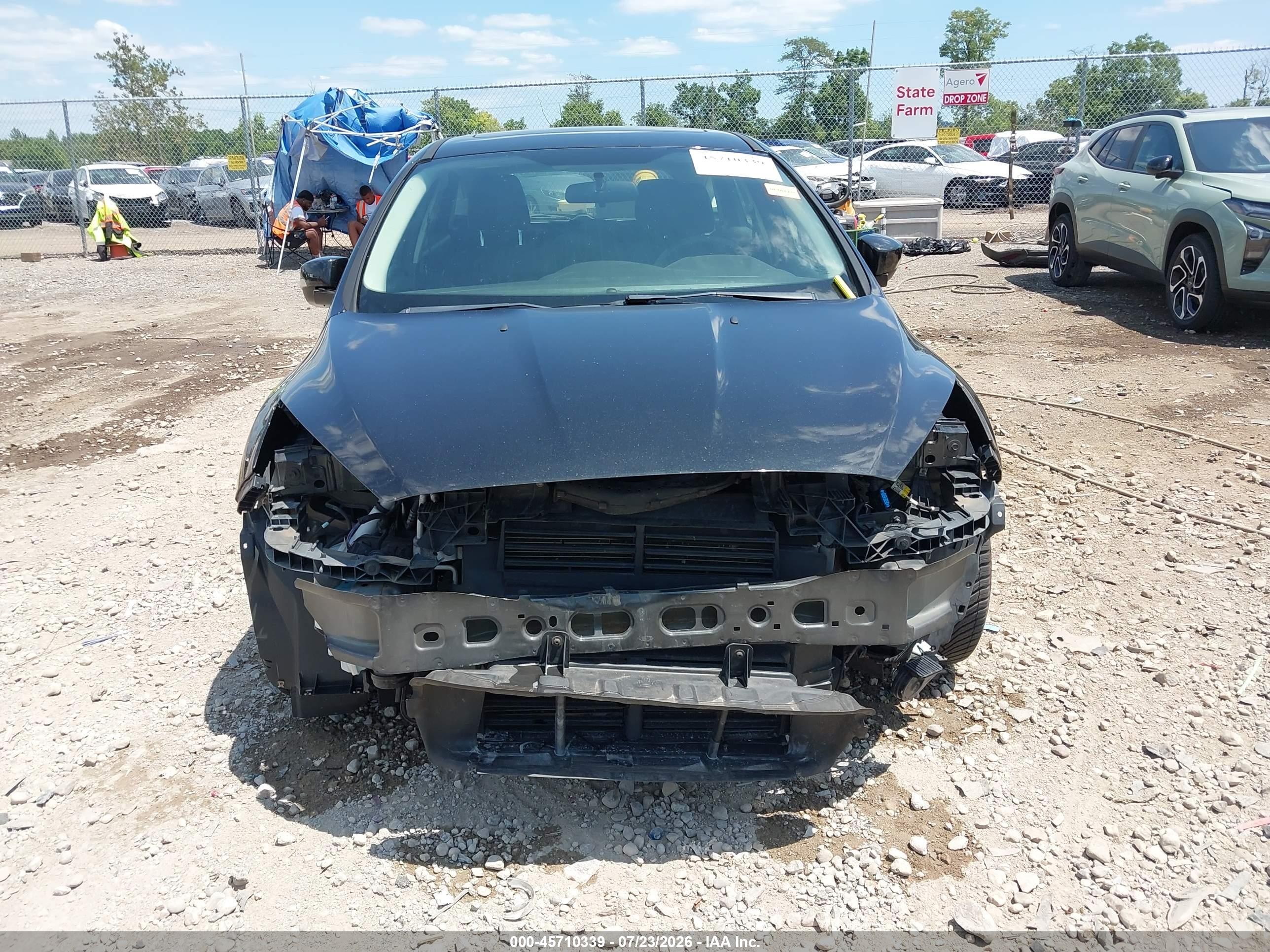 2015 Ford Focus Se Black vin: 1FADP3K29FL367540