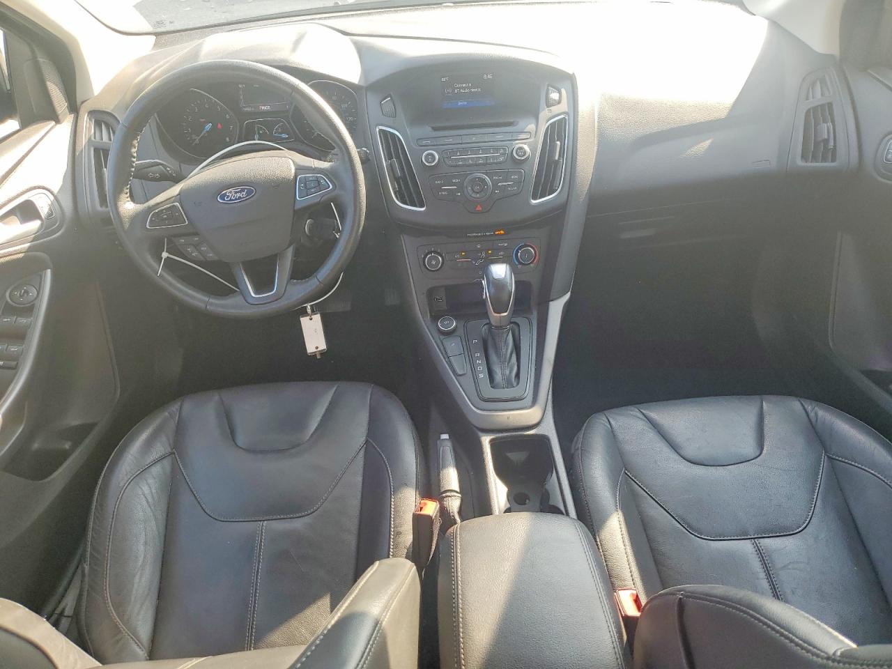 2015 Ford Focus Se Gray vin: 1FADP3K29FL373337