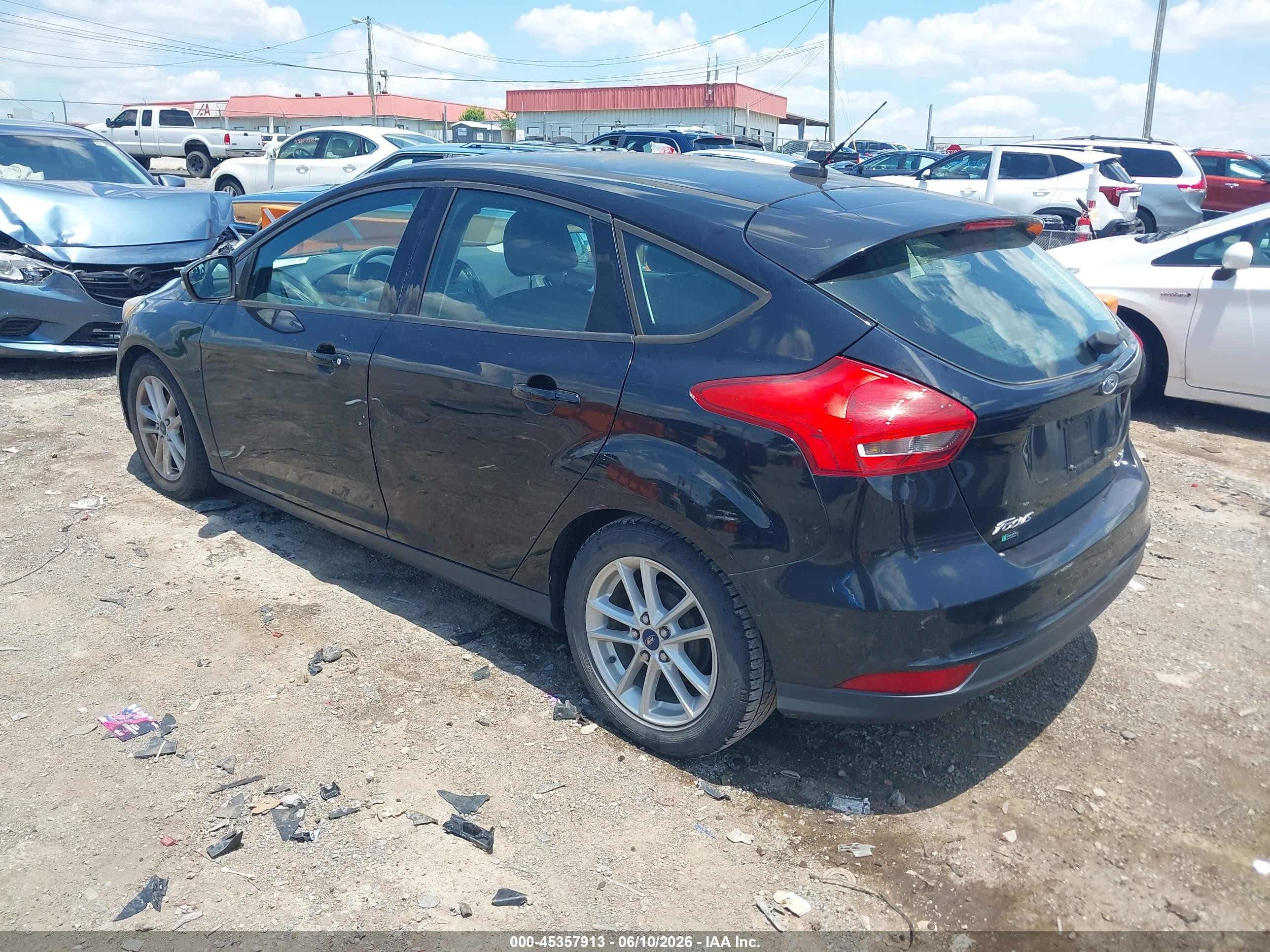 2016 Ford Focus Se Black vin: 1FADP3K29GL217400