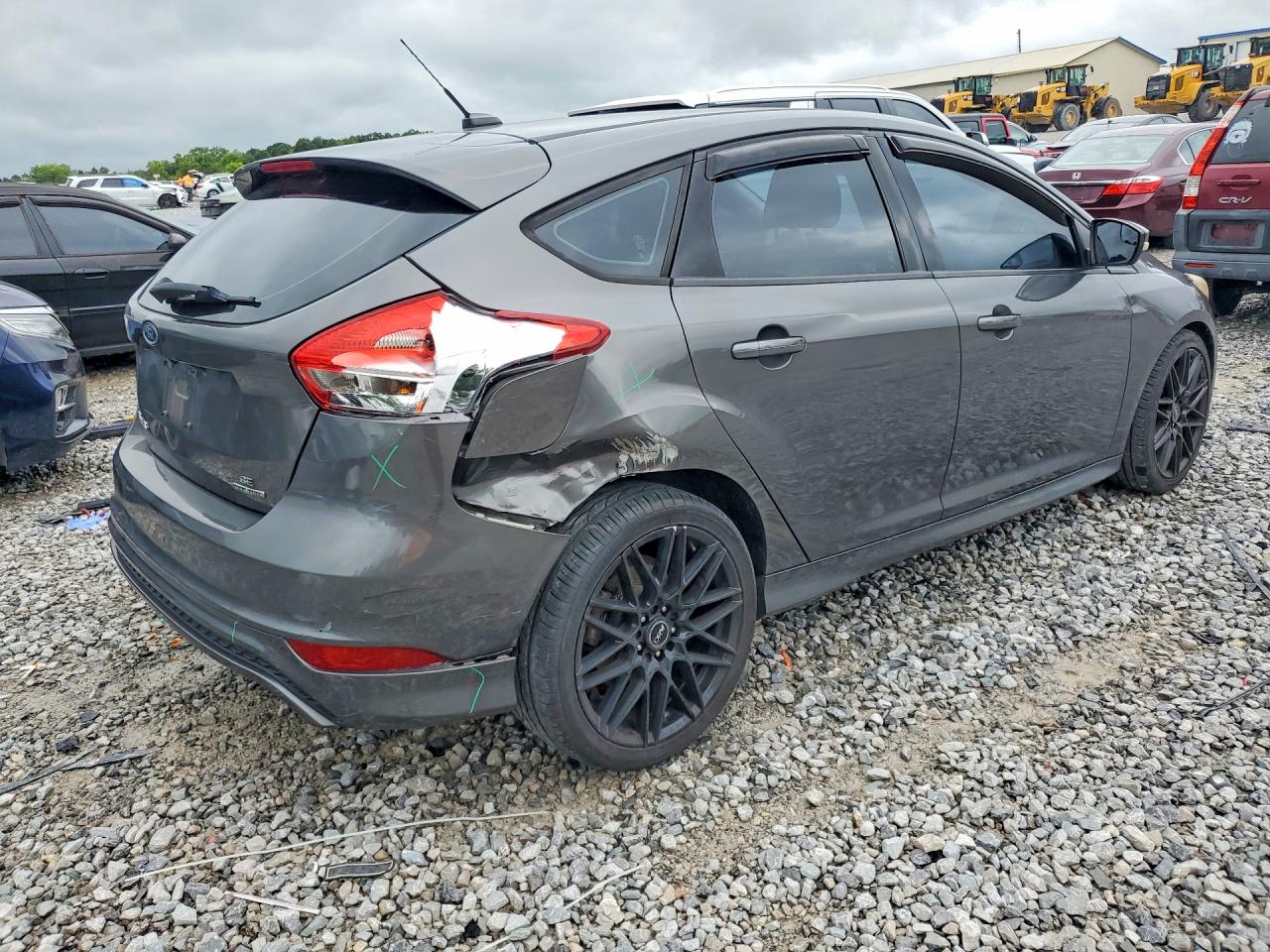 2016 Ford Focus Se Gray vin: 1FADP3K29GL257640