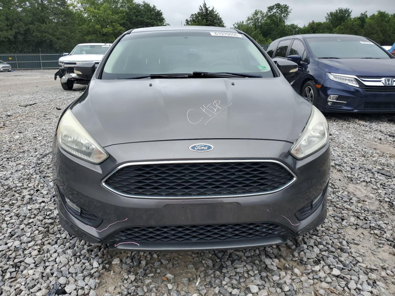 2016 Ford Focus Se Gray vin: 1FADP3K29GL257640