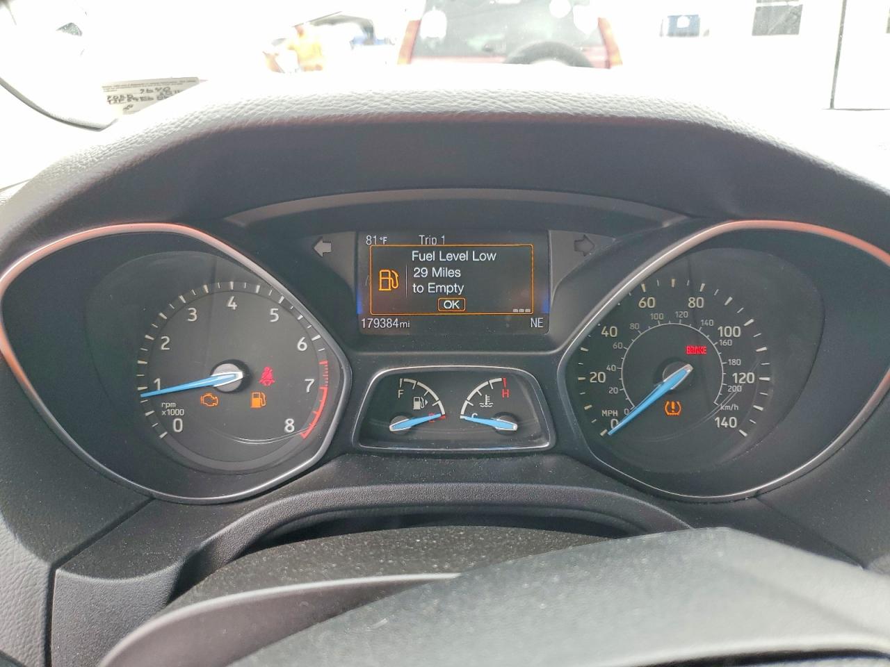 2016 Ford Focus Se Gray vin: 1FADP3K29GL257640