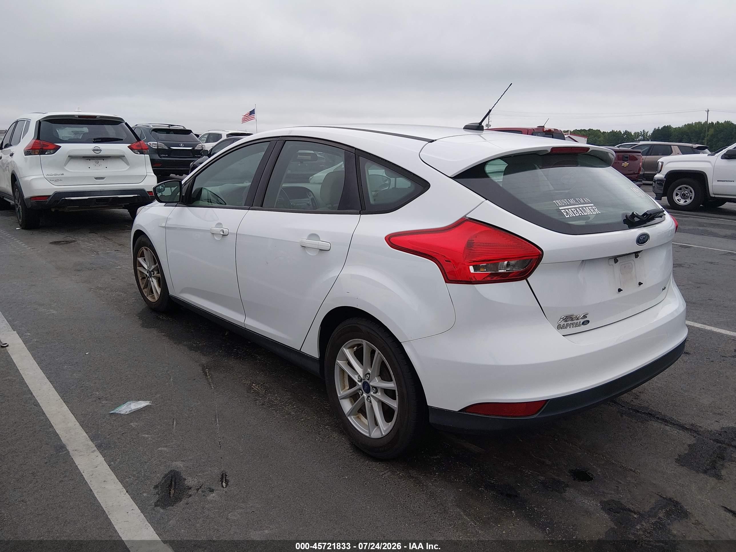2018 Ford Focus Se Белый vin: 1FADP3K29JL226251